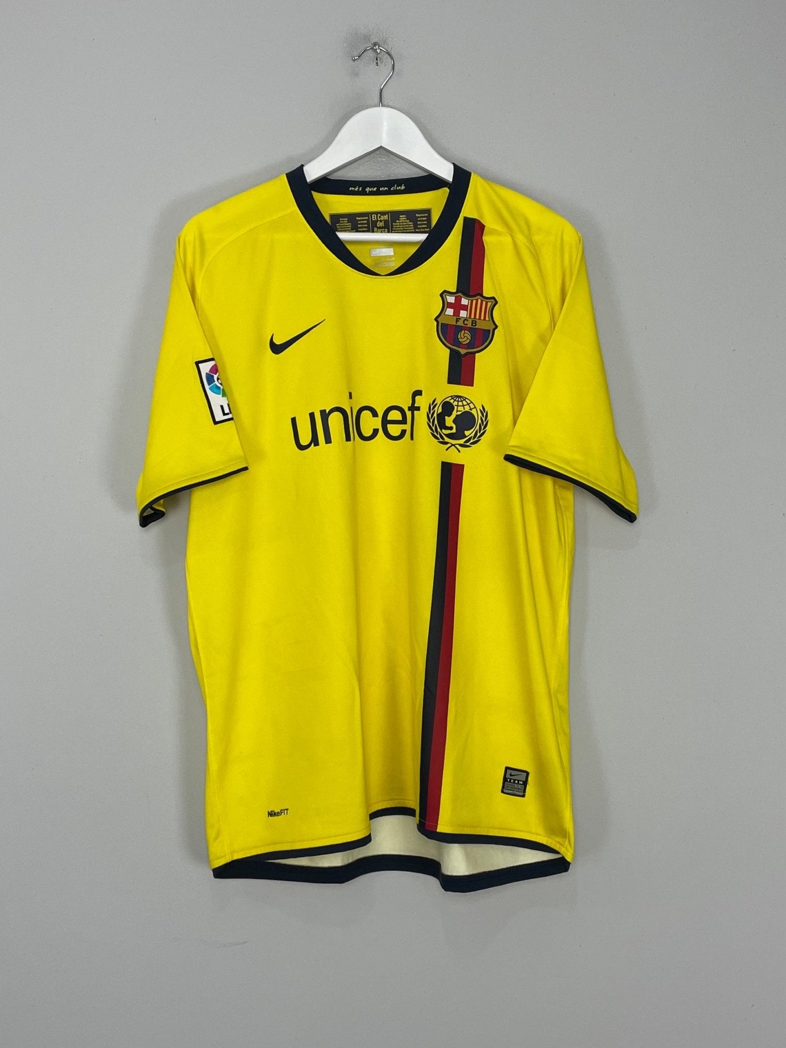 Shop 2008/09 BARCELONA MESSI #10 AWAY SHIRT (L) NIKE, classic football shirts, vintage football shirts & retro soccer jerseys at Cult Kits