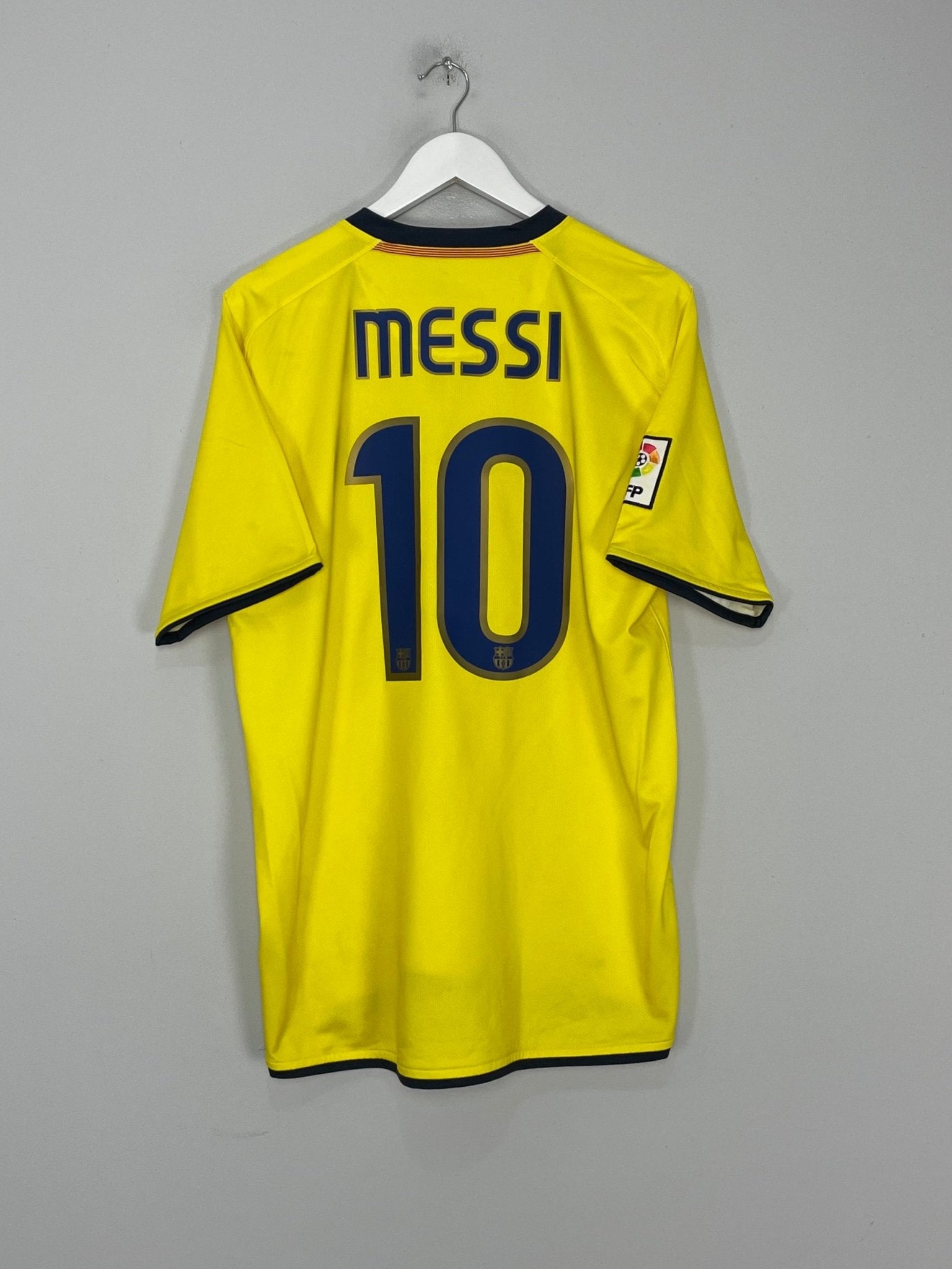 Shop 2008/09 BARCELONA MESSI #10 AWAY SHIRT (L) NIKE, classic football shirts, vintage football shirts & retro soccer jerseys at Cult Kits