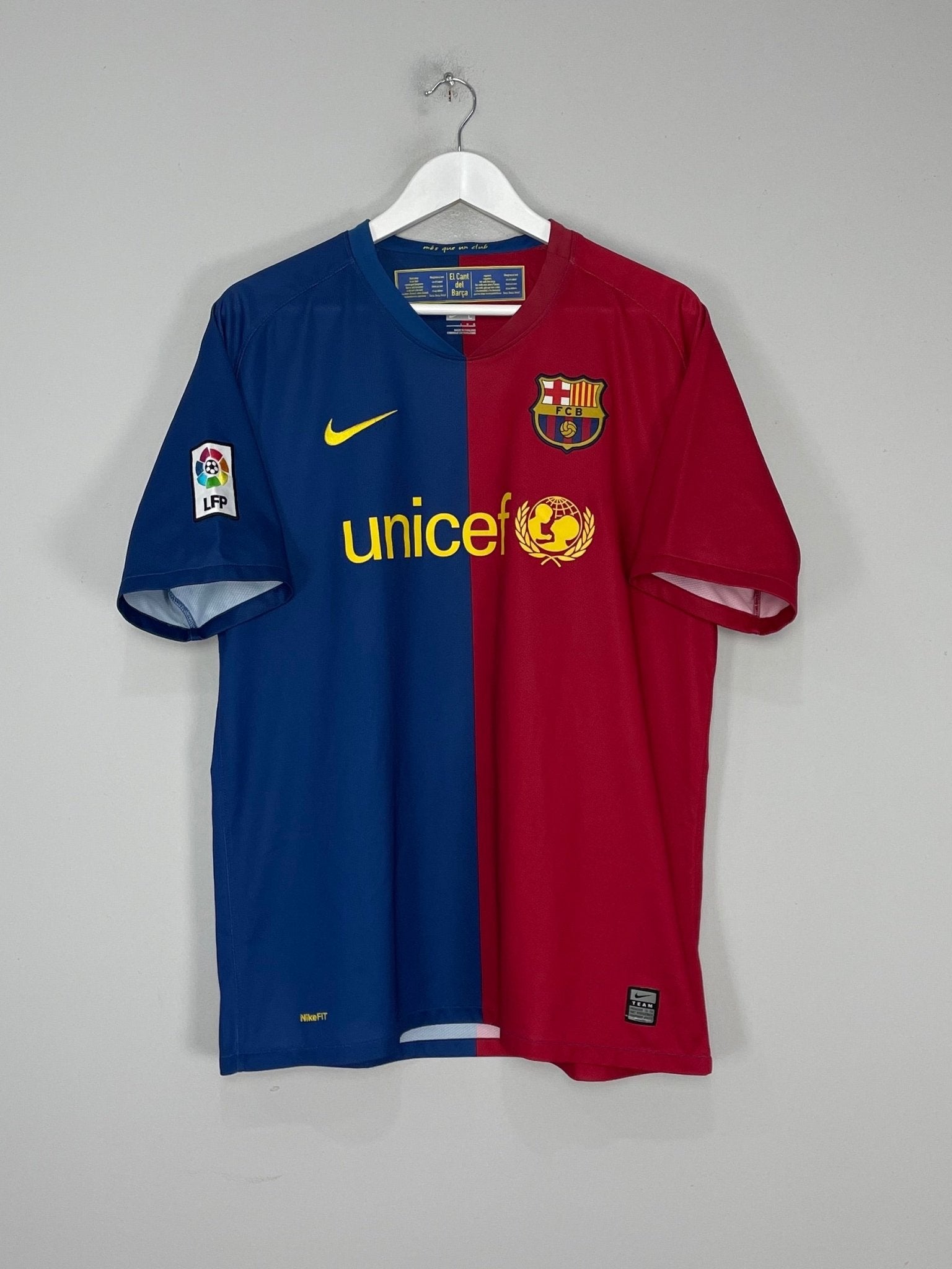 Shop 2008/09 BARCELONA MESSI #10 HOME SHIRT (L) NIKE, classic football shirts, vintage football shirts & retro soccer jerseys at Cult Kits