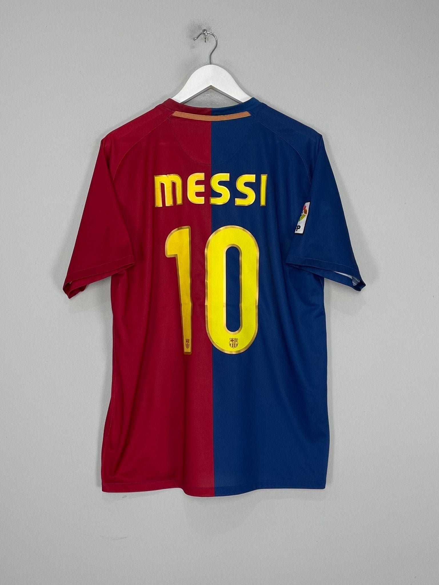 Shop 2008/09 BARCELONA MESSI #10 HOME SHIRT (L) NIKE, classic football shirts, vintage football shirts & retro soccer jerseys at Cult Kits