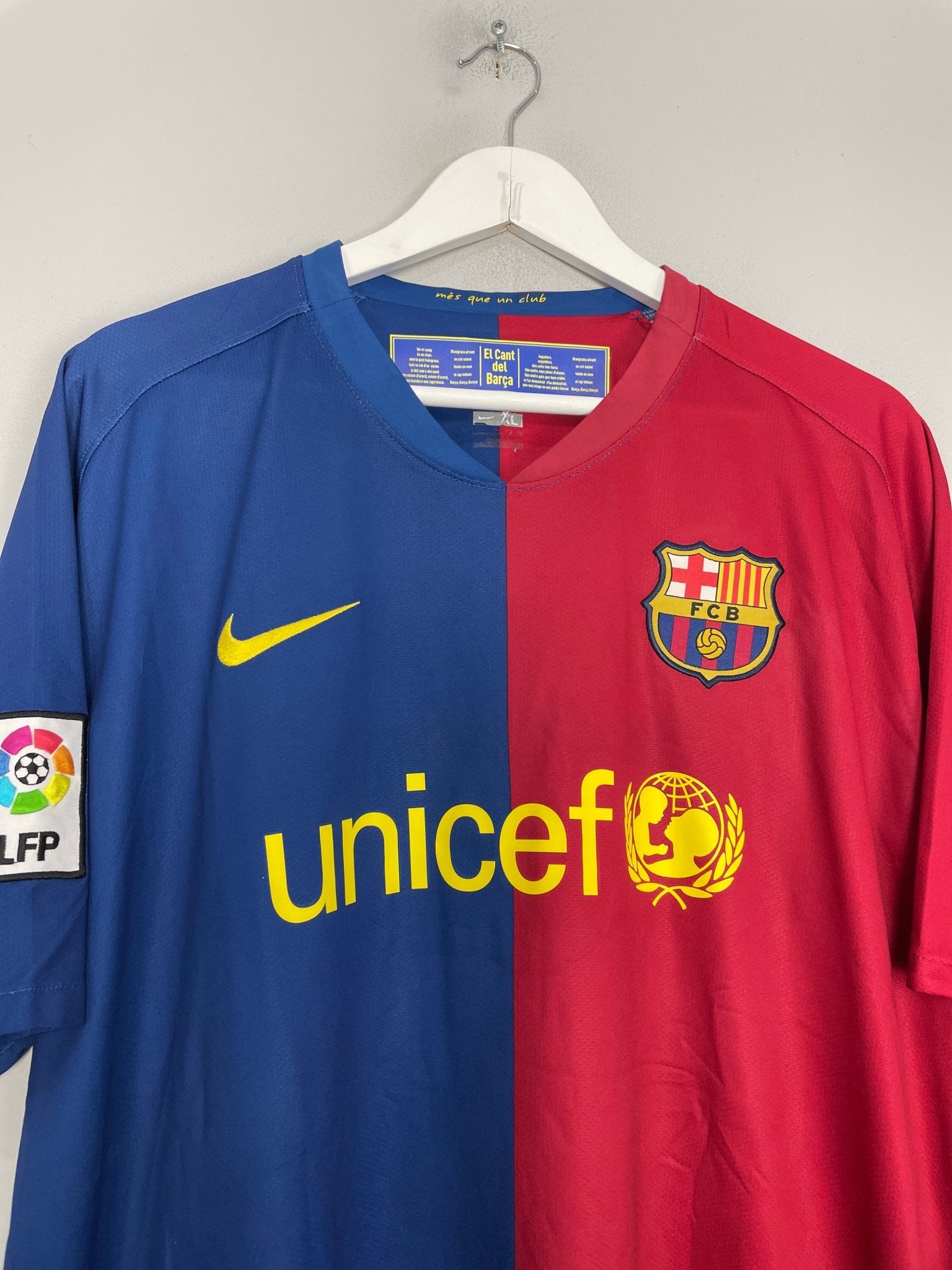 Shop 2008/09 BARCELONA MESSI #10 HOME SHIRT (XL) NIKE, classic football shirts, vintage football shirts & retro soccer jerseys at Cult Kits