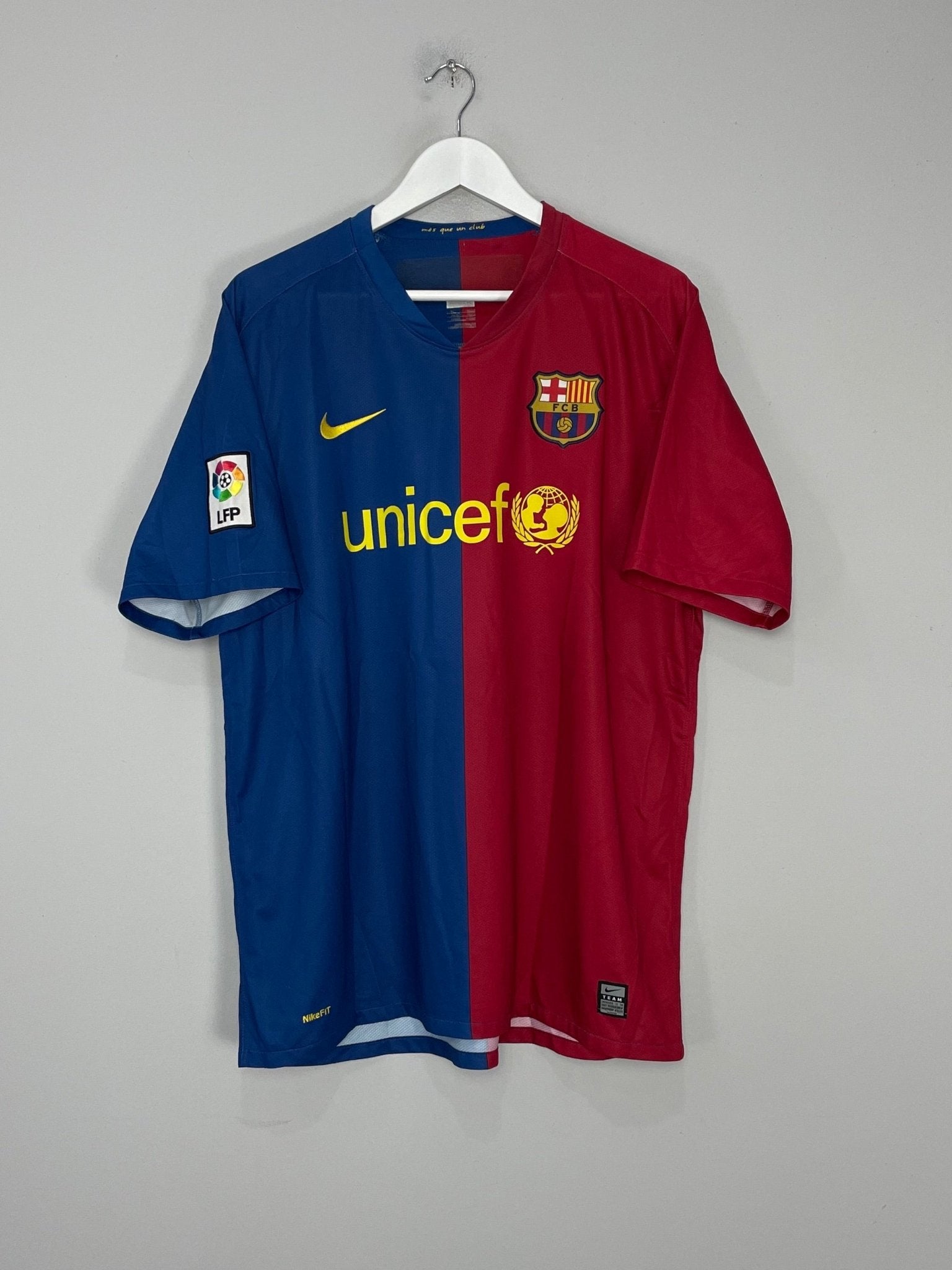 Shop 2008/09 BARCELONA MESSI #10 HOME SHIRT (XL) NIKE, classic football shirts, vintage football shirts & retro soccer jerseys at Cult Kits