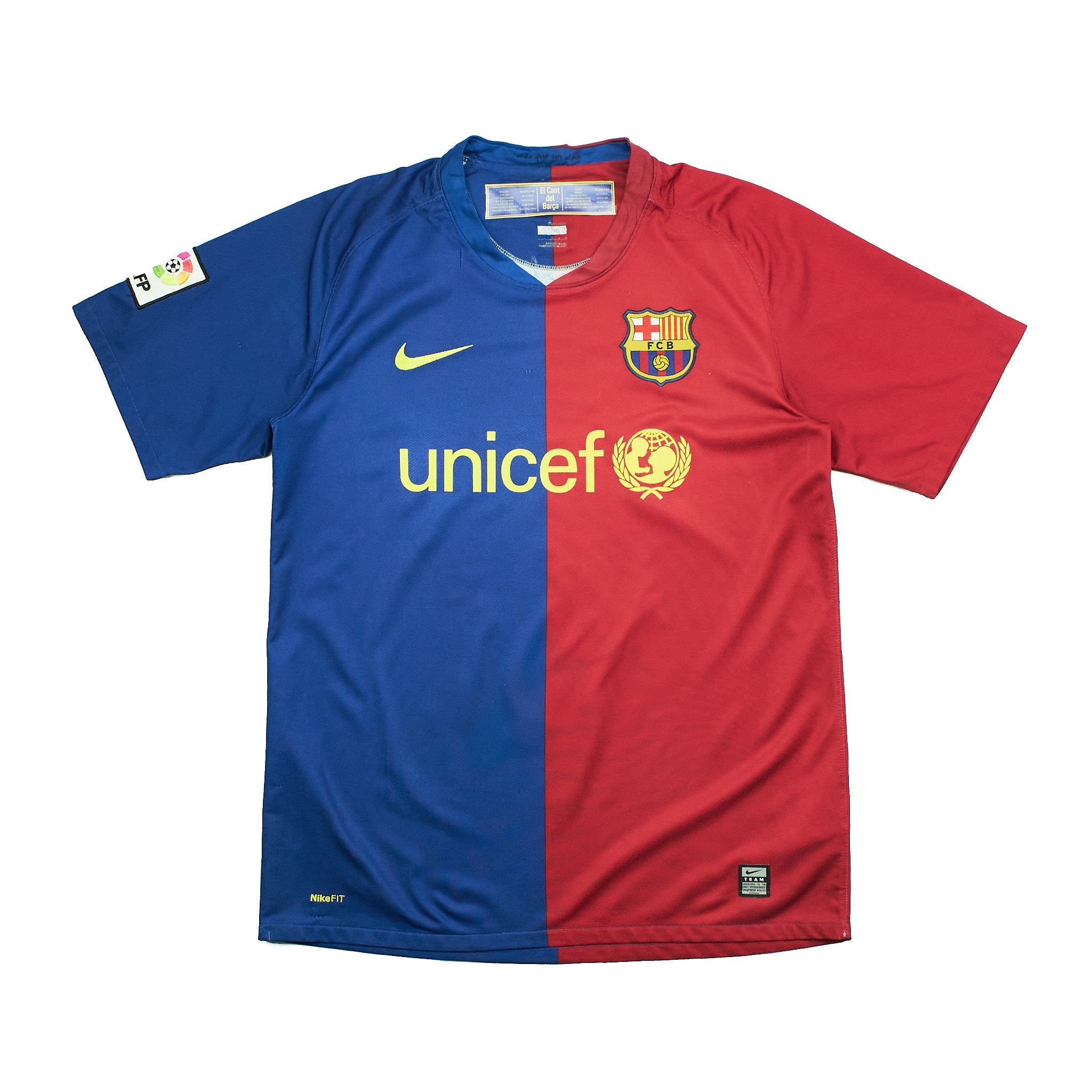 Buy 2008/09 Barcelona Xavi 6 Home Shirt (S) Nike ~ Free worldwide shipping ~ Authentic Vintage Football Shirts from Cult Kits
