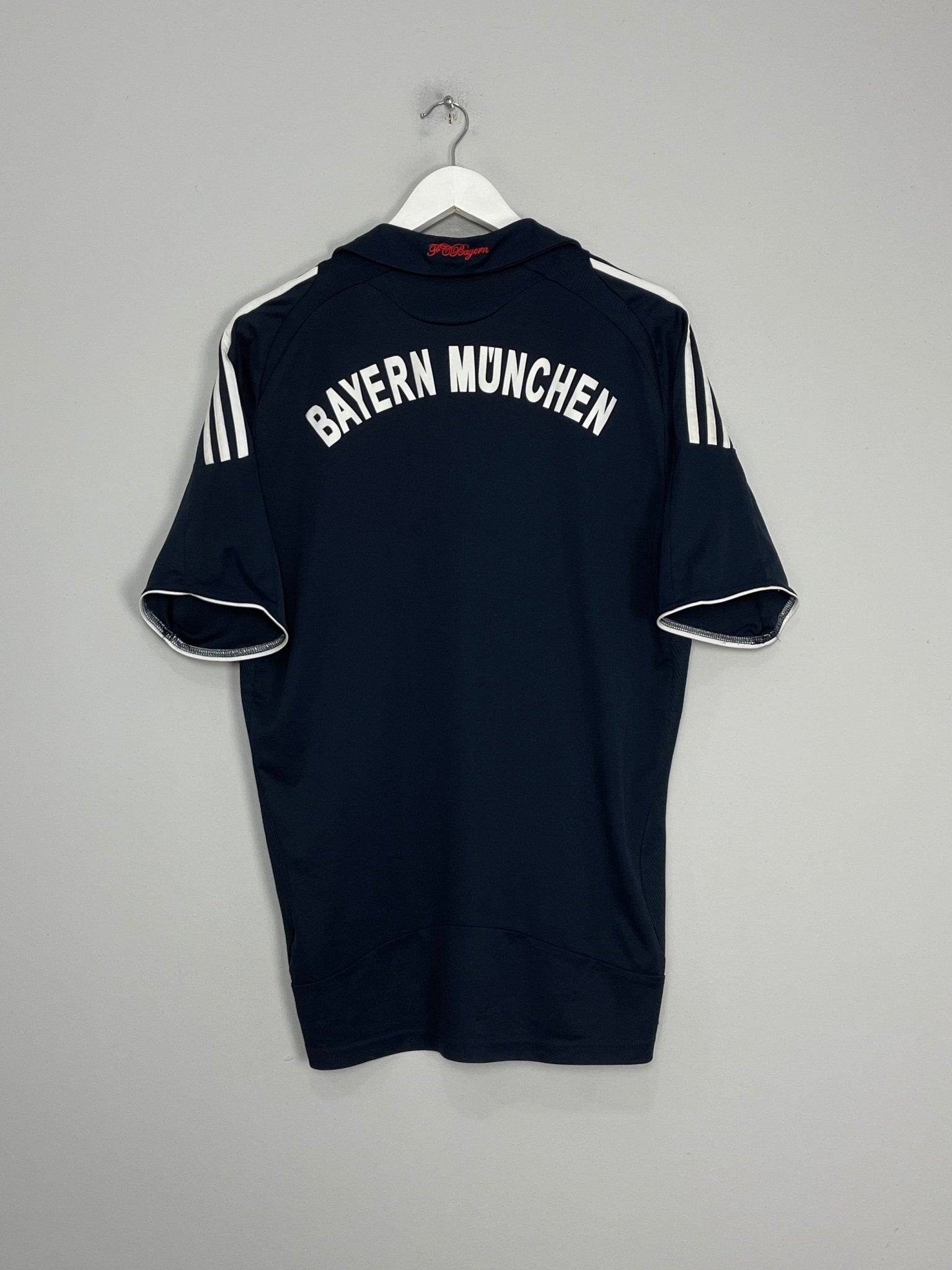 Shop 2008/09 BAYERN MUNICH AWAY SHIRT (L) ADIDAS, classic football shirts, vintage football shirts & retro soccer jerseys at Cult Kits