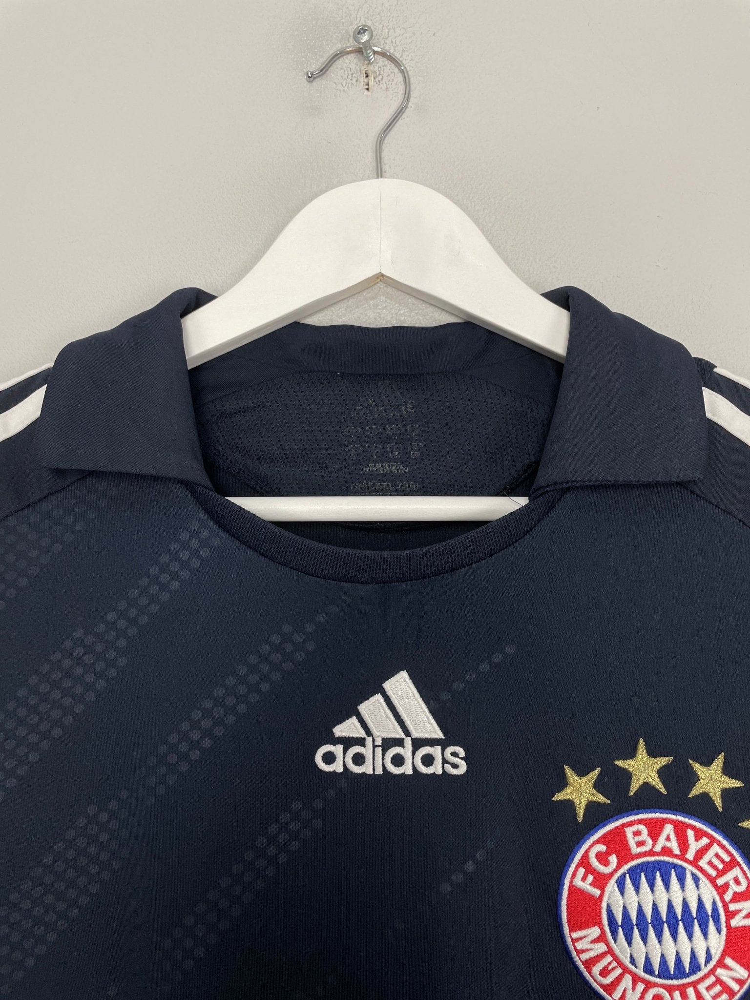 Shop 2008/09 BAYERN MUNICH AWAY SHIRT (L) ADIDAS, classic football shirts, vintage football shirts & retro soccer jerseys at Cult Kits