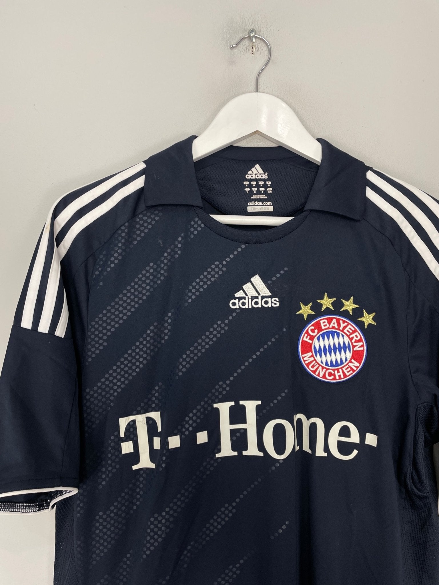 Shop 2008/09 BAYERN MUNICH ROBBEN #10 *BNWT* AWAY SHIRT (M) ADIDAS, classic football shirts, vintage football shirts & retro soccer jerseys at Cult Kits