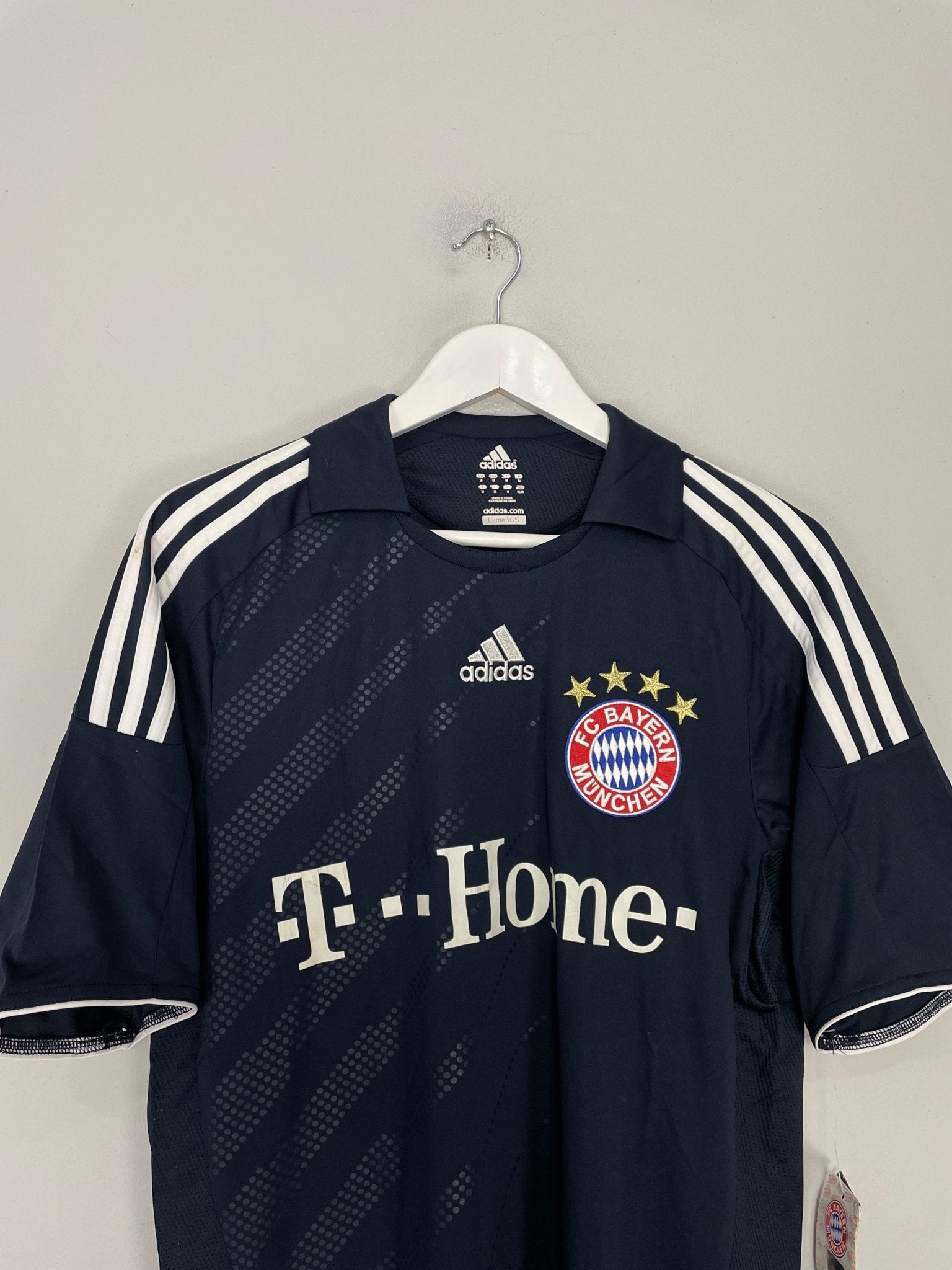 Shop 2008/09 BAYERN MUNICH ROBBEN #10 *BNWT* AWAY SHIRT (M) ADIDAS, classic football shirts, vintage football shirts & retro soccer jerseys at Cult Kits