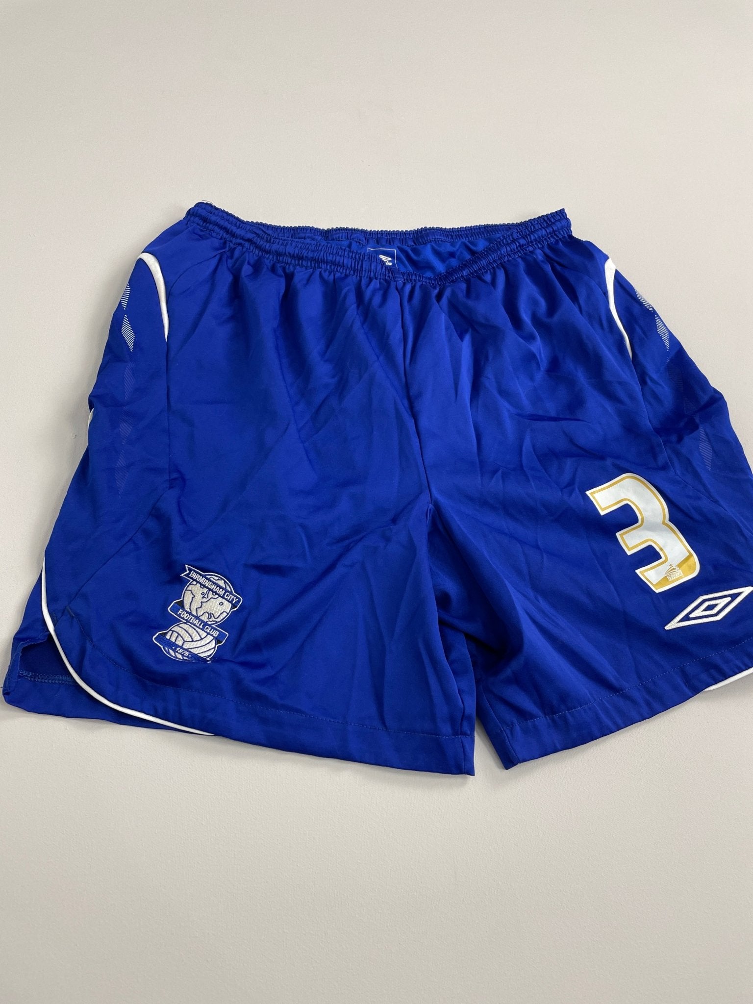 Shop 2008/09 BIRMINGHAM CITY #3 HOME SHORTS (L) UMBRO, classic football shirts, vintage football shirts & retro soccer jerseys at Cult Kits