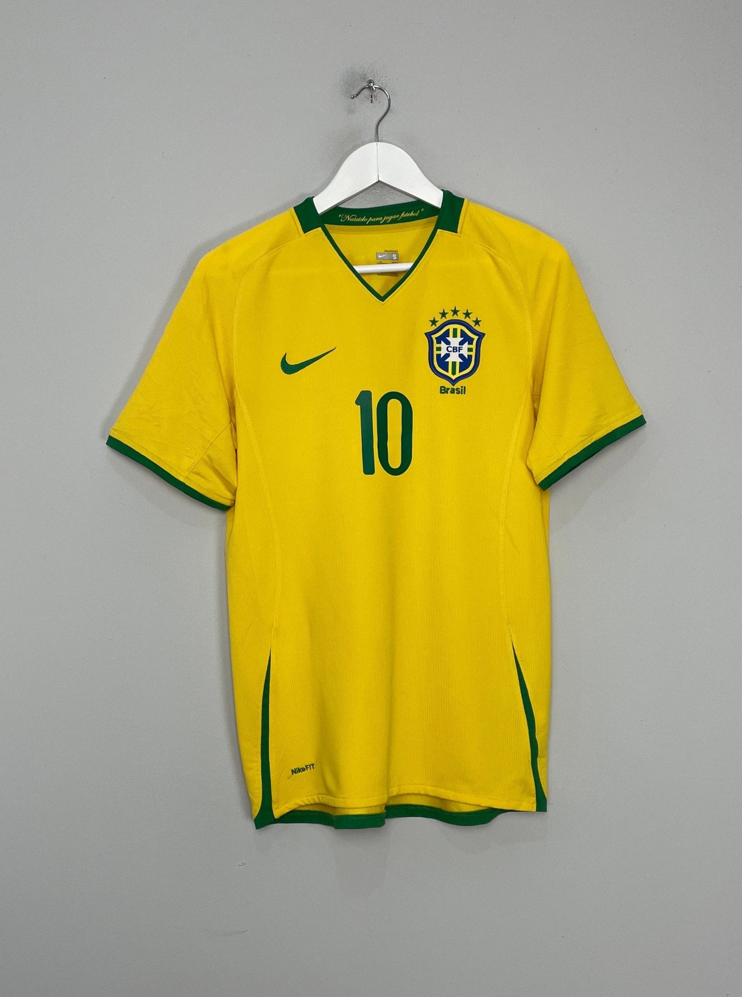 Shop 2008/09 BRAZIL RONALDINHO #10 HOME SHIRT (S) NIKE, classic football shirts, vintage football shirts & retro soccer jerseys at Cult Kits