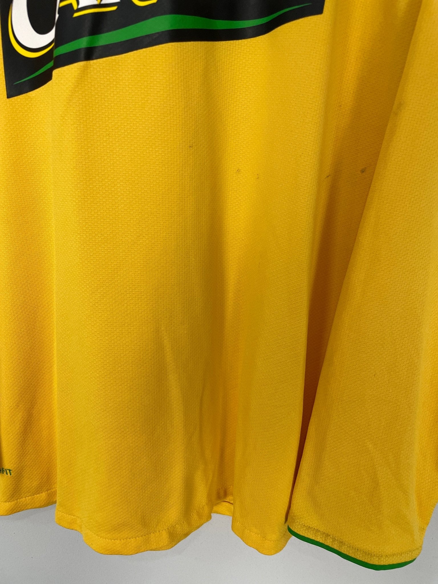 Shop 2008/09 CELTIC L/S AWAY SHIRT (XL) NIKE, classic football shirts, vintage football shirts & retro soccer jerseys at Cult Kits