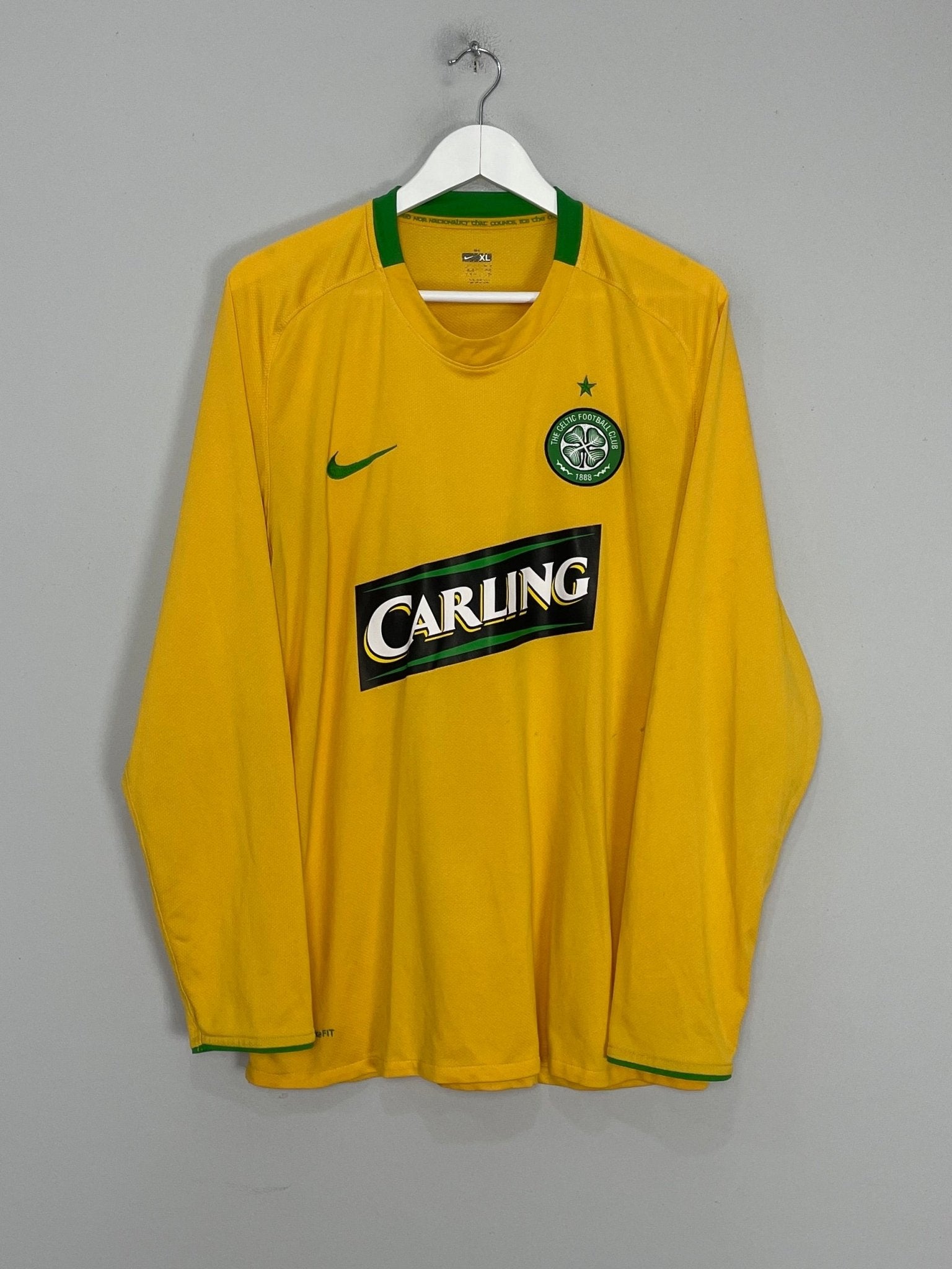 Shop 2008/09 CELTIC L/S AWAY SHIRT (XL) NIKE, classic football shirts, vintage football shirts & retro soccer jerseys at Cult Kits