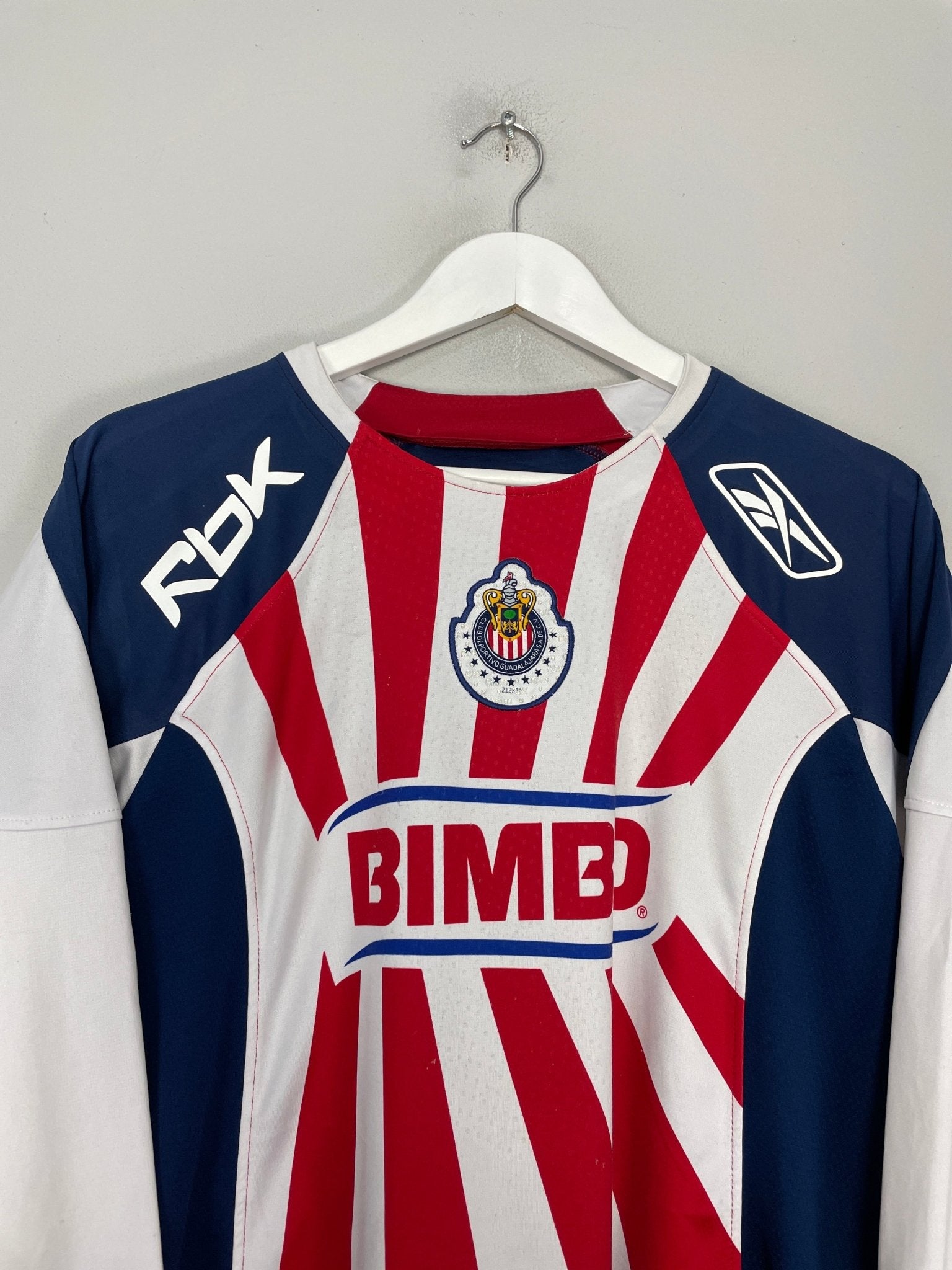 Shop 2008/09 CHIVAS GUADALAJARA CHICHARITO #14 L/S HOME SHIRT (M) REEBOK, classic football shirts, vintage football shirts & retro soccer jerseys at Cult Kits