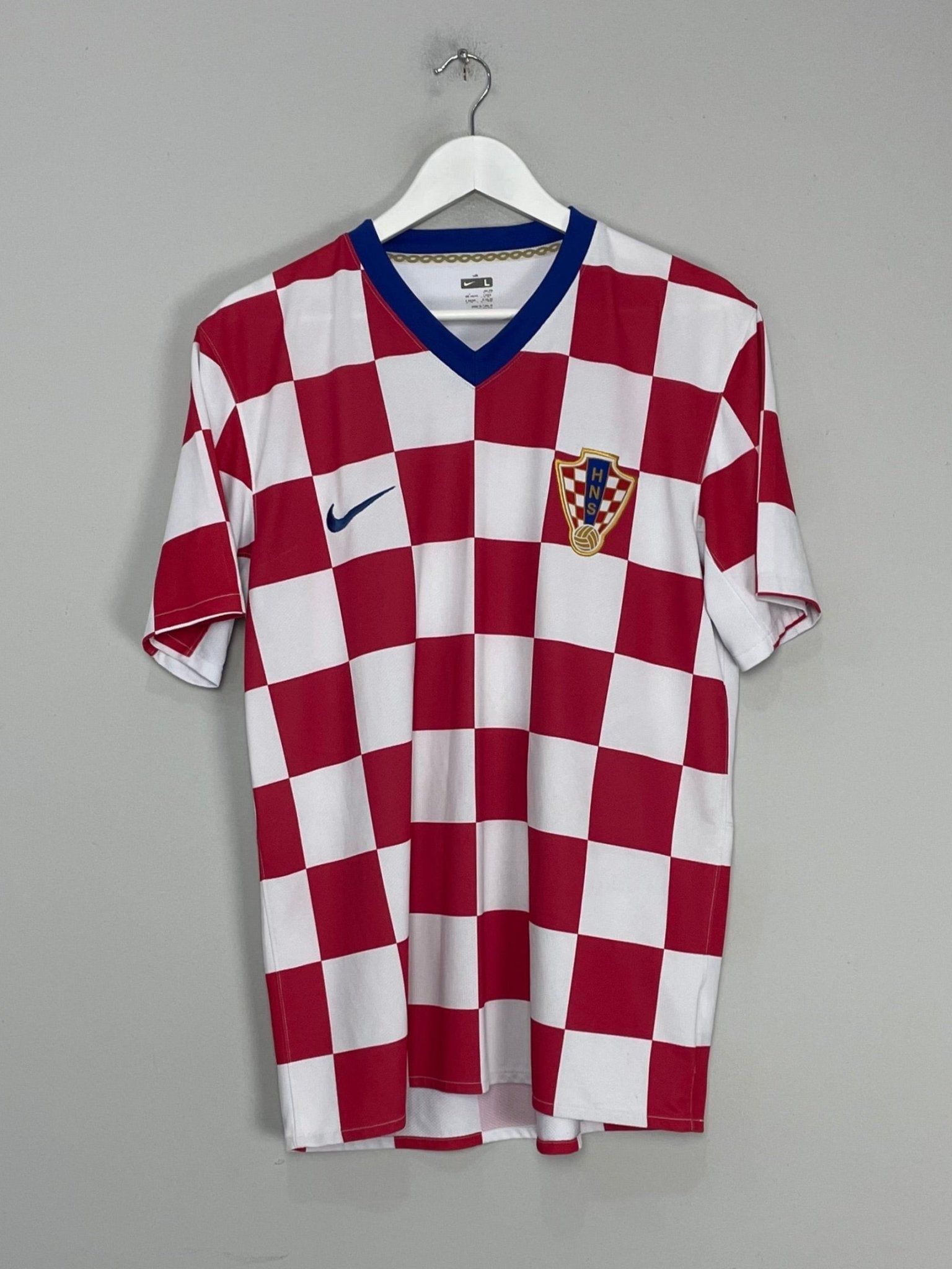 Shop 2008/09 CROATIA HOME SHIRT (L) NIKE, classic football shirts, vintage football shirts & retro soccer jerseys at Cult Kits