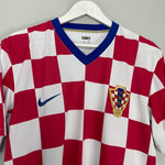 Shop 2008/09 CROATIA HOME SHIRT (L) NIKE, classic football shirts, vintage football shirts & retro soccer jerseys at Cult Kits