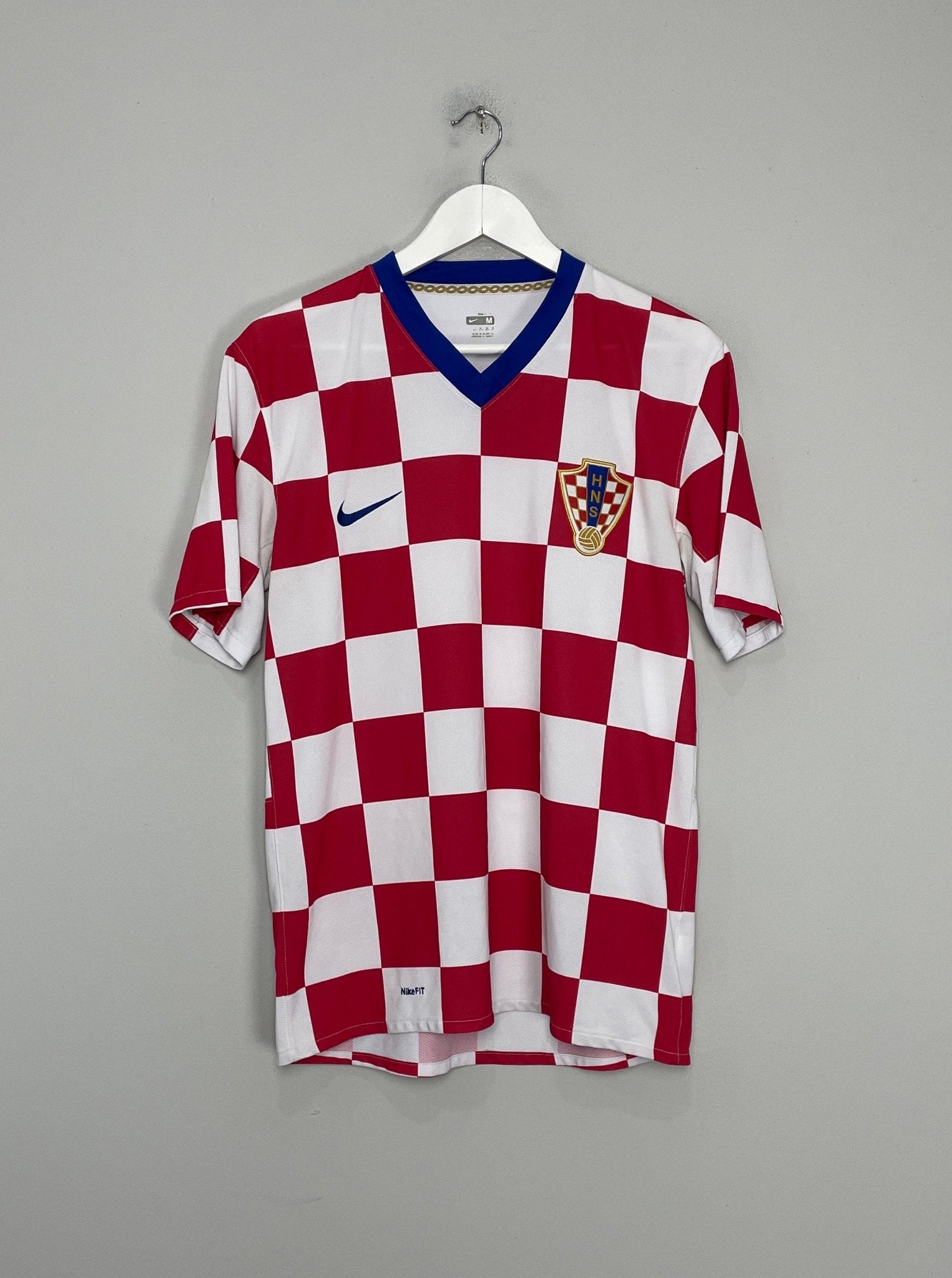 Shop 2008/09 CROATIA HOME SHIRT (M) NIKE, classic football shirts, vintage football shirts & retro soccer jerseys at Cult Kits