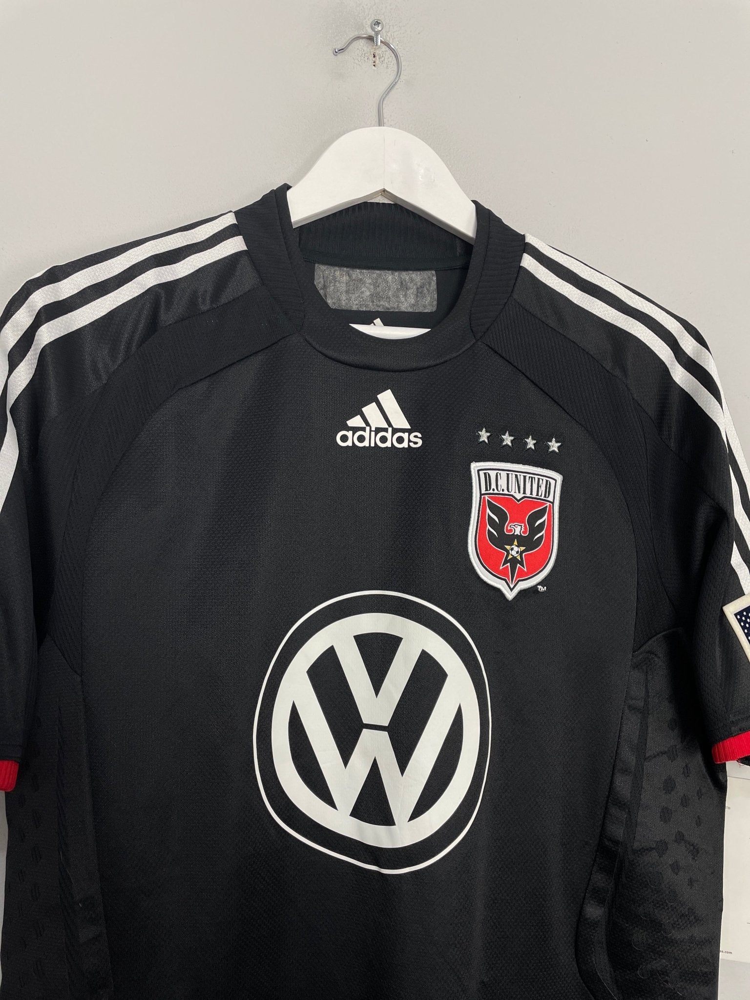 Shop 2008/09 DC UNITED *BNWT* PLAYER ISSUE HOME SHIRT (M) ADIDAS, classic football shirts, vintage football shirts & retro soccer jerseys at Cult Kits