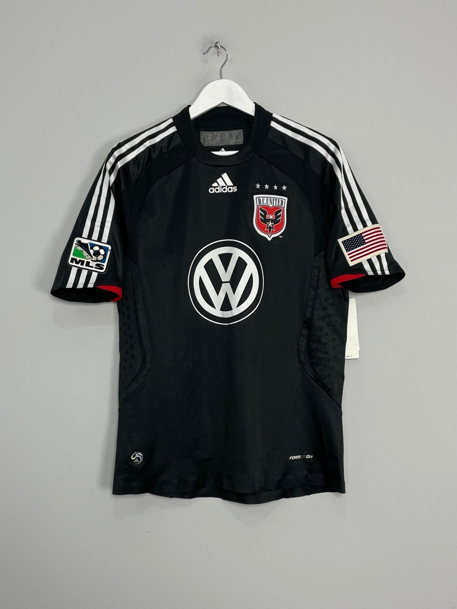 Shop 2008/09 DC UNITED *BNWT* PLAYER ISSUE HOME SHIRT (M) ADIDAS, classic football shirts, vintage football shirts & retro soccer jerseys at Cult Kits