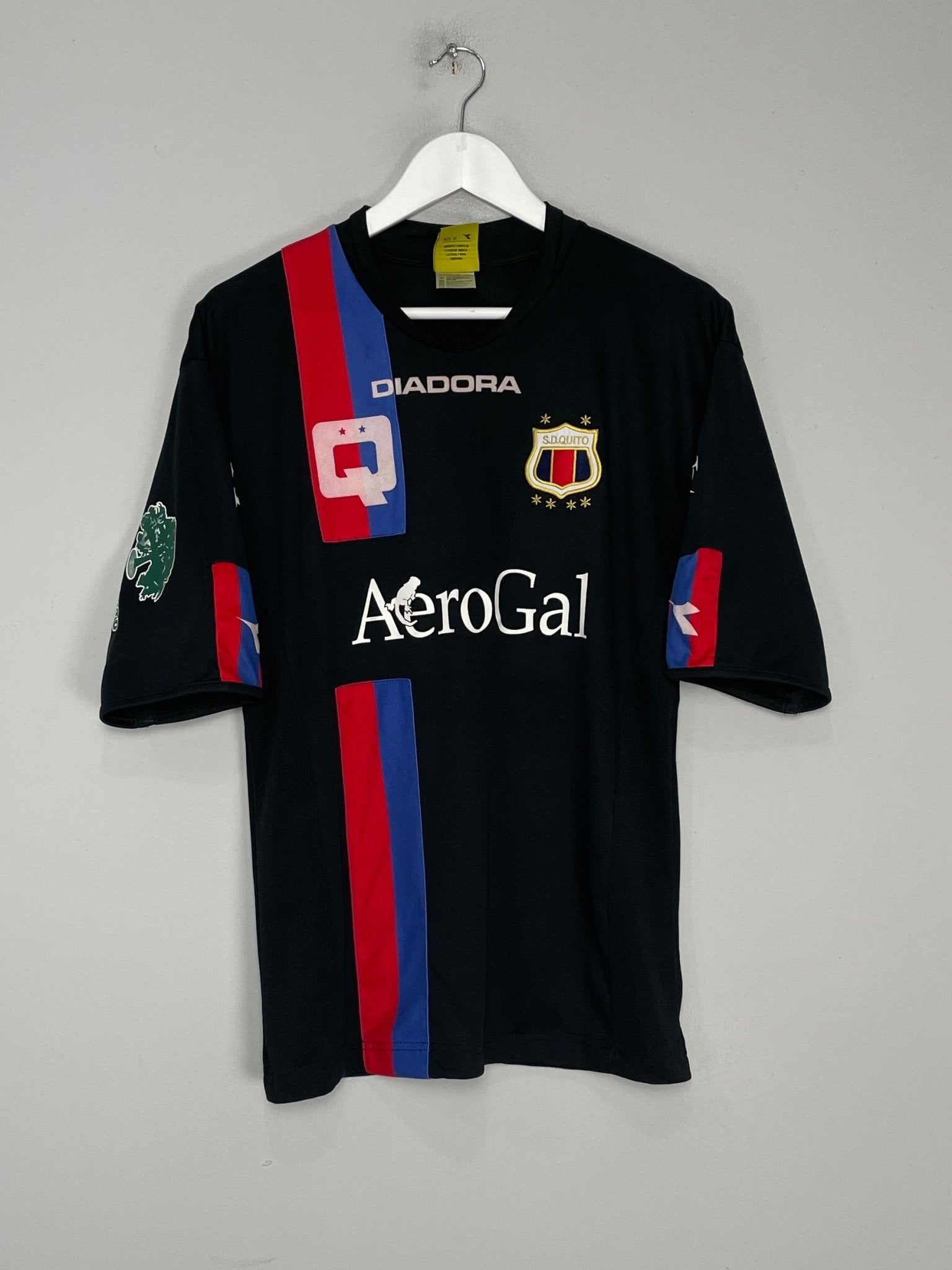 Shop 2008/09 DEPORTIVO QUITO HOME SHIRT (XL) DIADORA, classic football shirts, vintage football shirts & retro soccer jerseys at Cult Kits