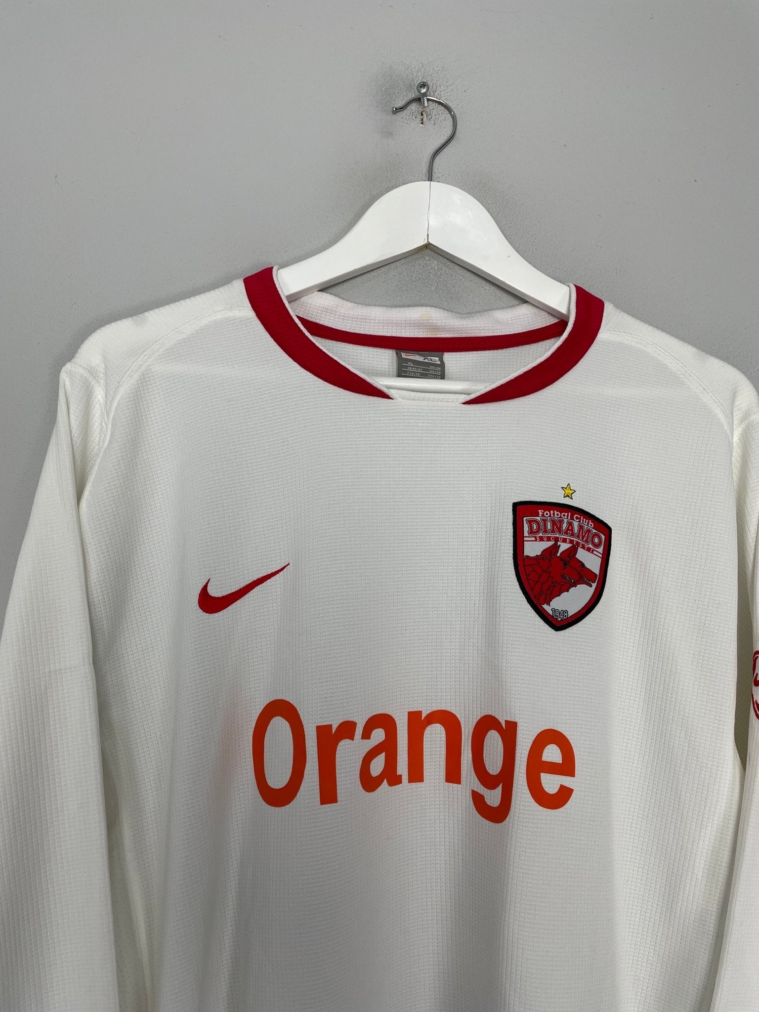 Shop 2008/09 DYNAMO BUCHAREST #15 L/S HOME SHIRT (XL) NIKE, classic football shirts, vintage football shirts & retro soccer jerseys at Cult Kits