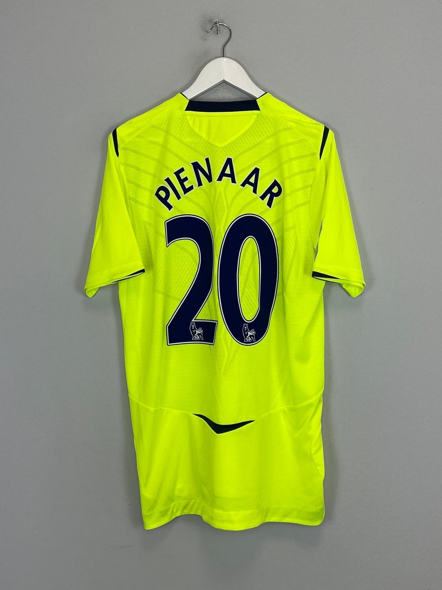 Shop 2008/09 EVERTON PIENAAR #20 THIRD SHIRT (L) UMBRO, classic football shirts, vintage football shirts & retro soccer jerseys at Cult Kits