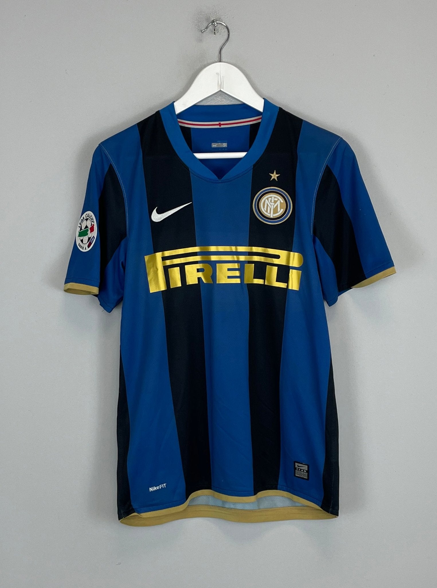 Shop 2008/09 INTER MILAN ZANETTI #4 HOME SHIRT (S) NIKE, classic football shirts, vintage football shirts & retro soccer jerseys at Cult Kits