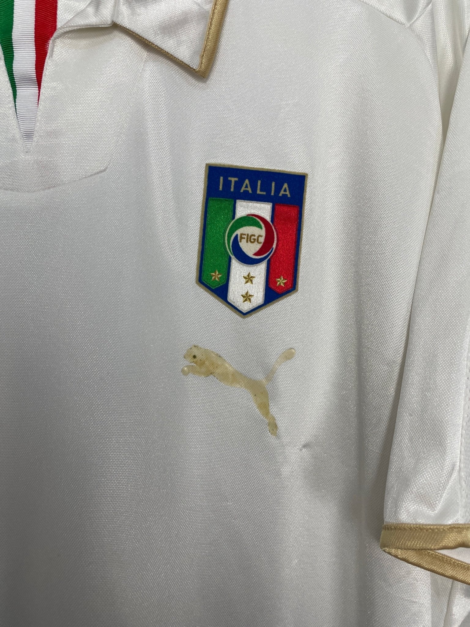 Shop 2008/09 ITALY PIRLO #21 AWAY SHIRT (XL) PUMA, classic football shirts, vintage football shirts & retro soccer jerseys at Cult Kits