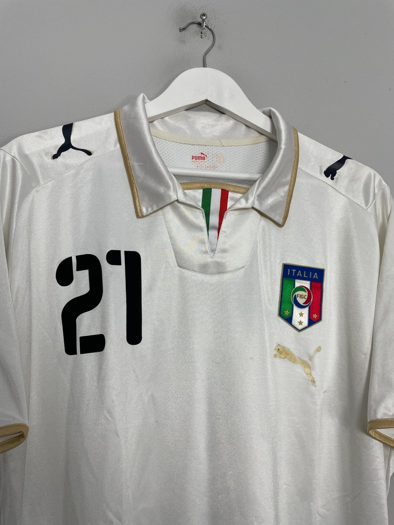 Shop 2008/09 ITALY PIRLO #21 AWAY SHIRT (XL) PUMA, classic football shirts, vintage football shirts & retro soccer jerseys at Cult Kits
