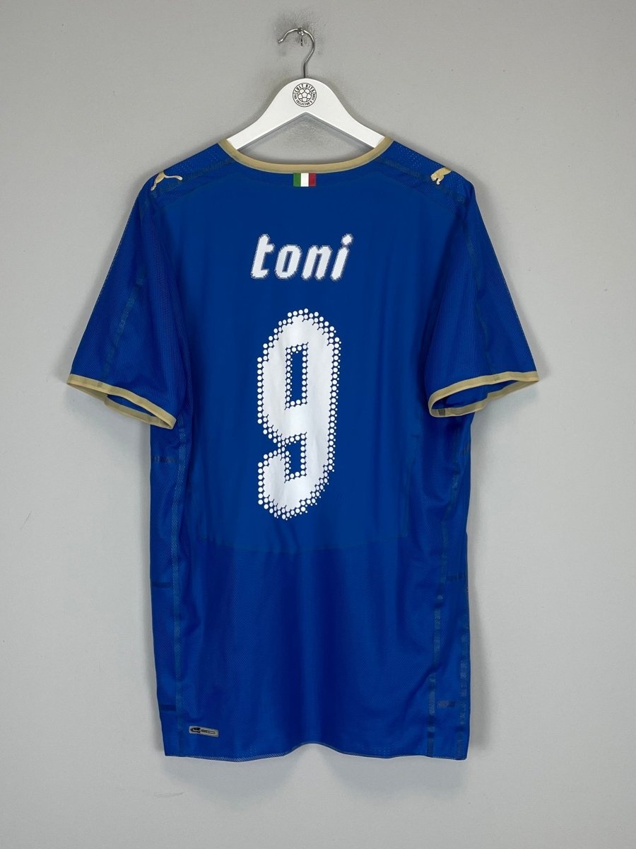 2008/09 ITALY TONI 9 *PLAYER ISSUE* HOME SHIRT (XXL) PUMA - Cult Kits - XXL - Buy Vintage Football Shirts, Authentic Retro Football Shirts For Sale, Classic Football Shirts & Soccer Jersey