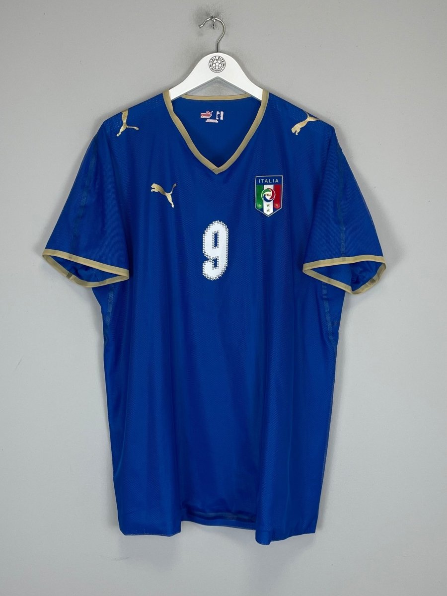 2008/09 ITALY TONI 9 *PLAYER ISSUE* HOME SHIRT (XXL) PUMA - Cult Kits - XXL - Buy Vintage Football Shirts, Authentic Retro Football Shirts For Sale, Classic Football Shirts & Soccer Jersey