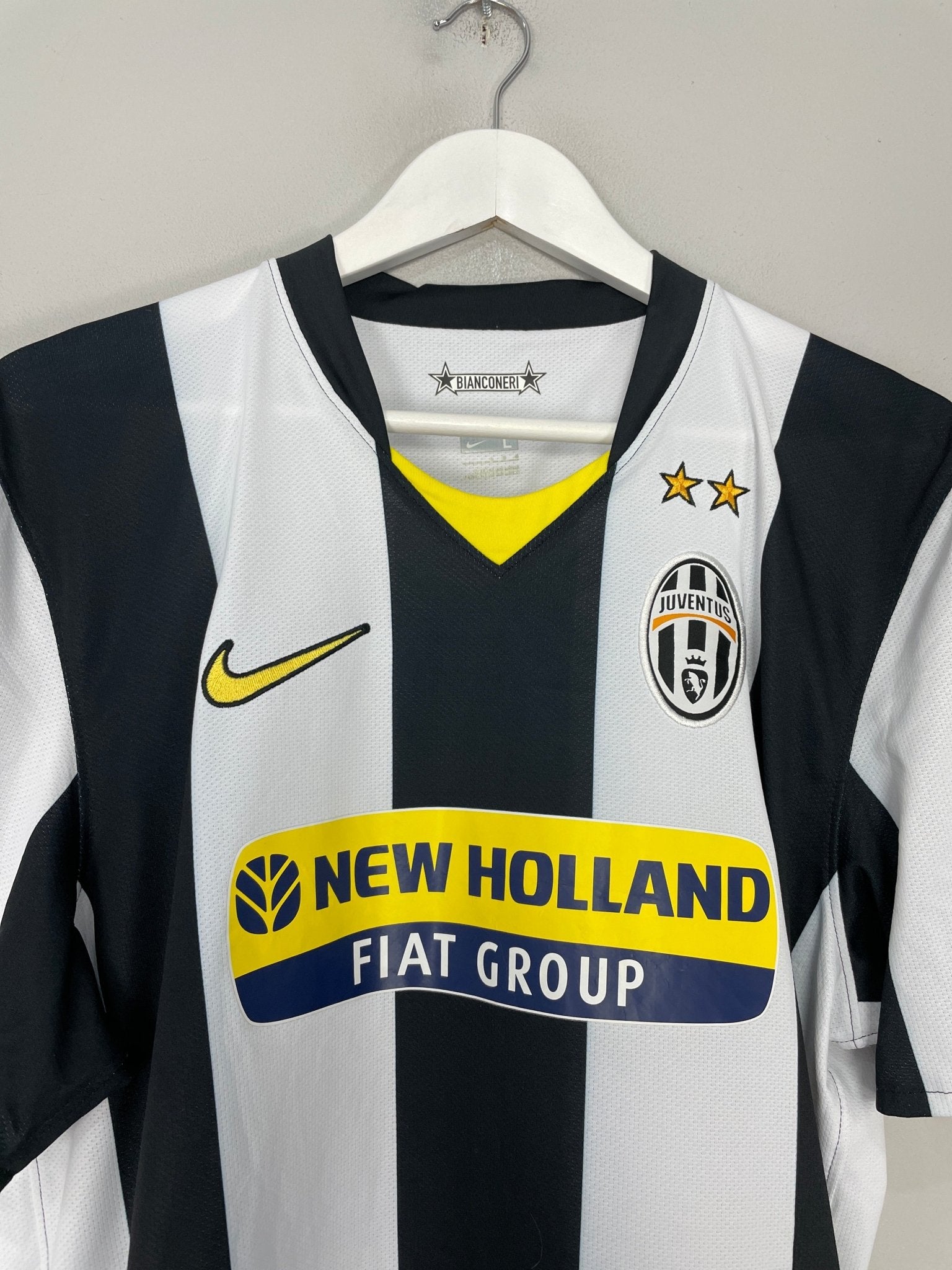 Shop 2008/09 JUVENTUS DEL PIERO #10 HOME SHIRT (L) NIKE, classic football shirts, vintage football shirts & retro soccer jerseys at Cult Kits