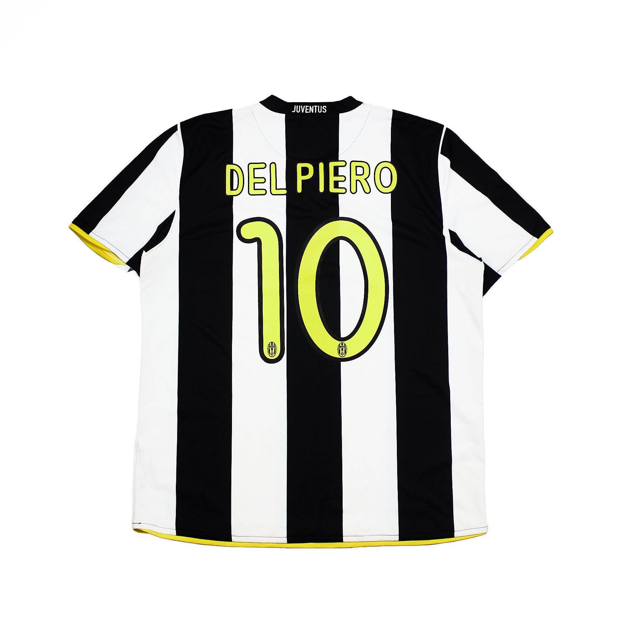 Buy 2008/09 Juventus Del Piero 10 Home Shirt (L) Nike ~ Free worldwide shipping ~ Authentic Vintage Football Shirts from Cult Kits