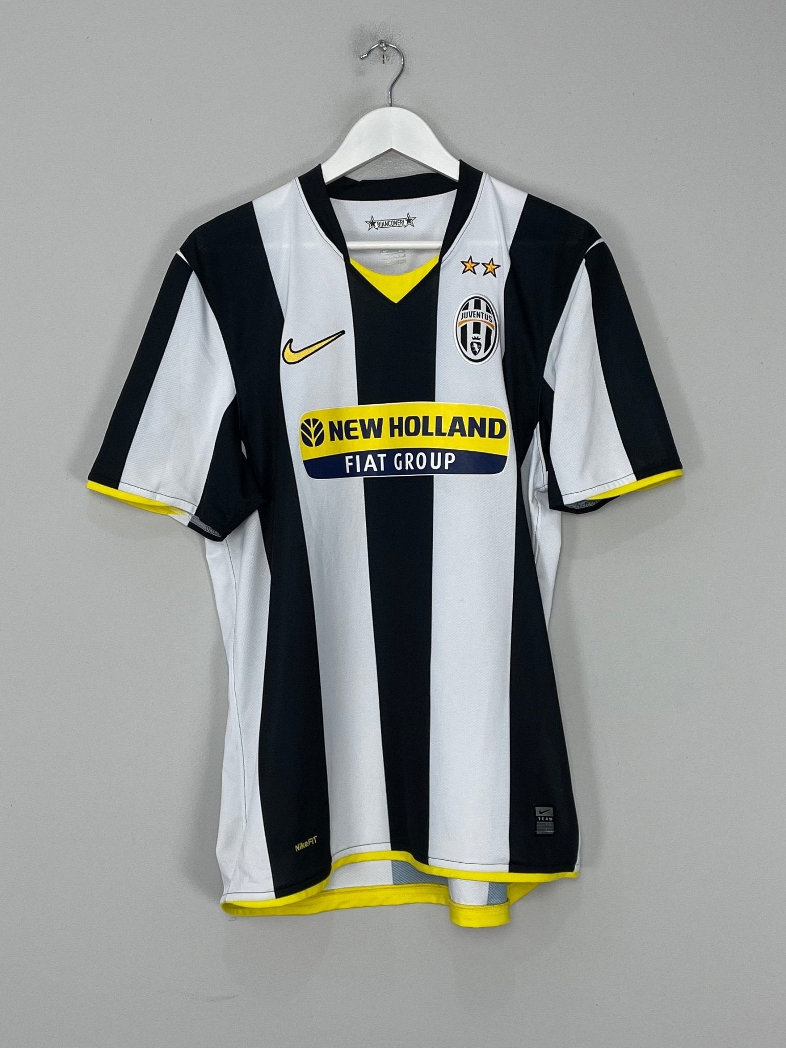 Shop 2008/09 JUVENTUS DEL PIERO #10 HOME SHIRT (L) NIKE, classic football shirts, vintage football shirts & retro soccer jerseys at Cult Kits