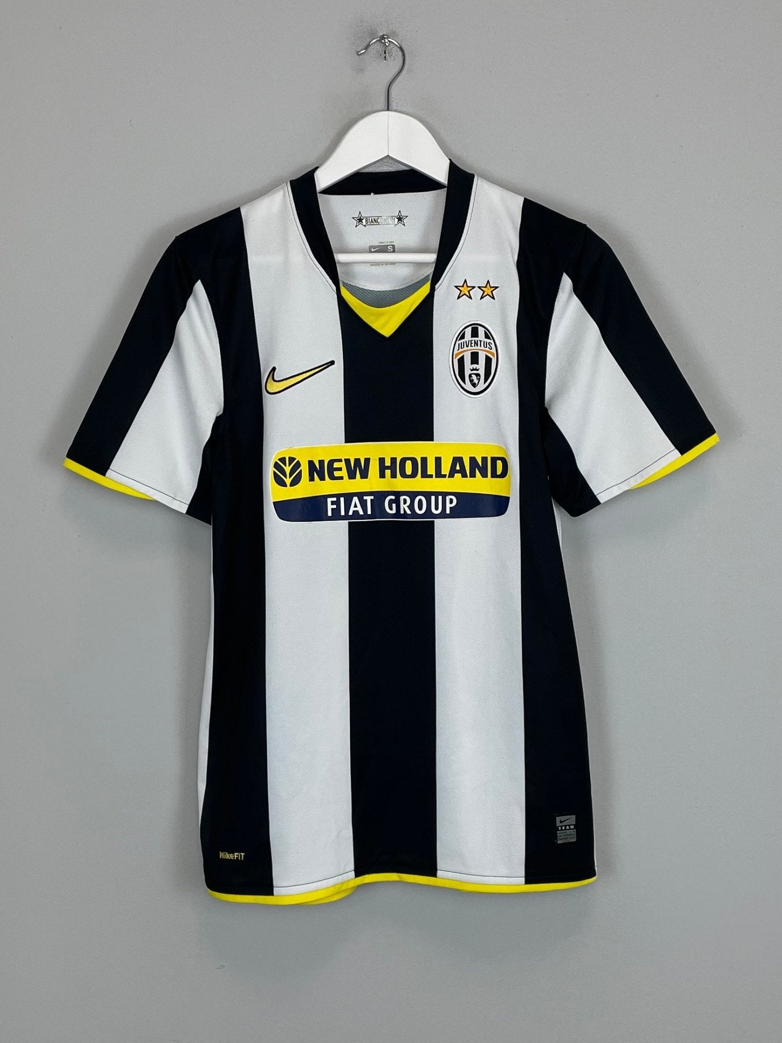 Shop 2008/09 JUVENTUS DEL PIERO #10 HOME SHIRT (S) NIKE, classic football shirts, vintage football shirts & retro soccer jerseys at Cult Kits