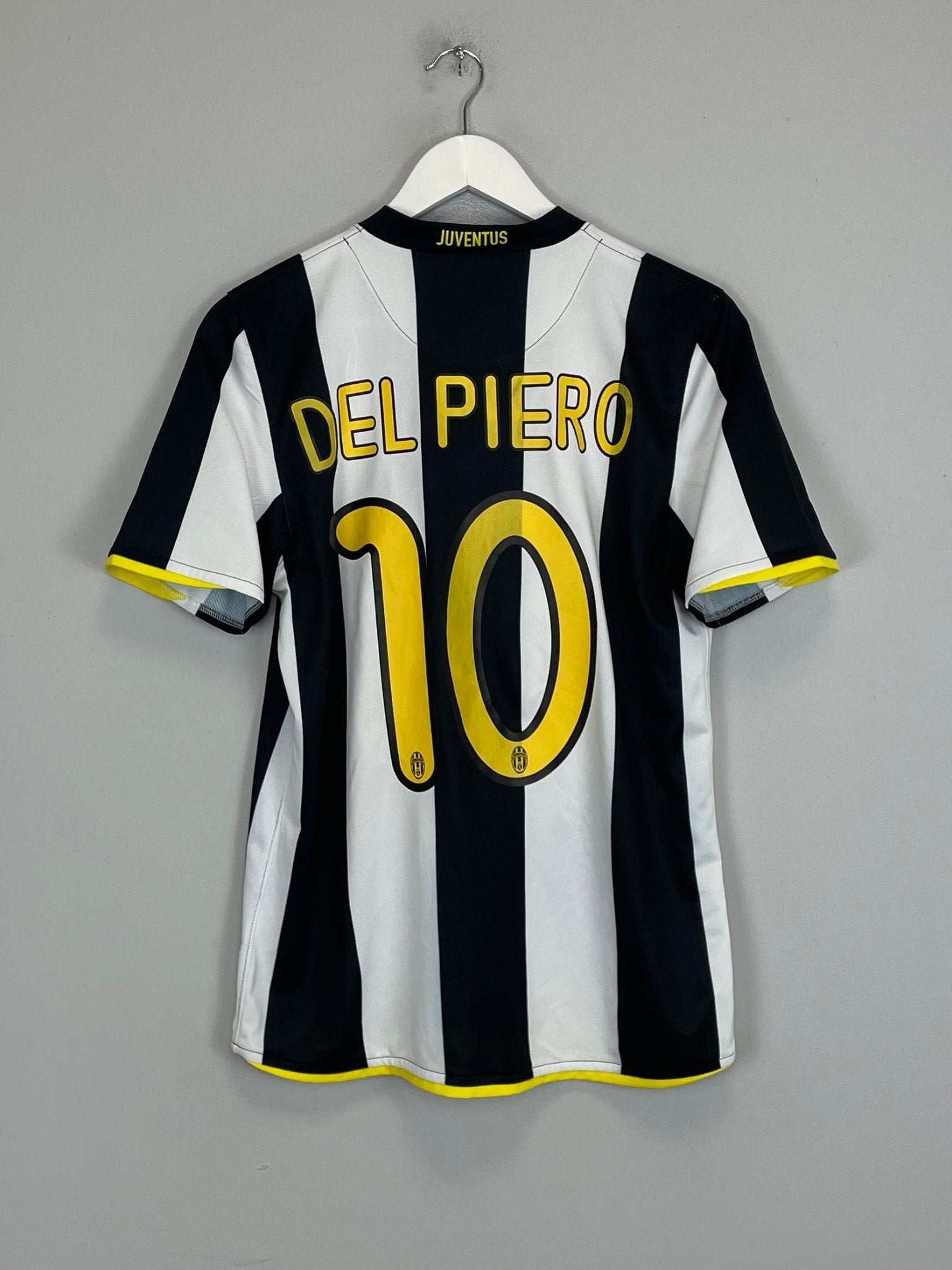 Shop 2008/09 JUVENTUS DEL PIERO #10 HOME SHIRT (S) NIKE, classic football shirts, vintage football shirts & retro soccer jerseys at Cult Kits
