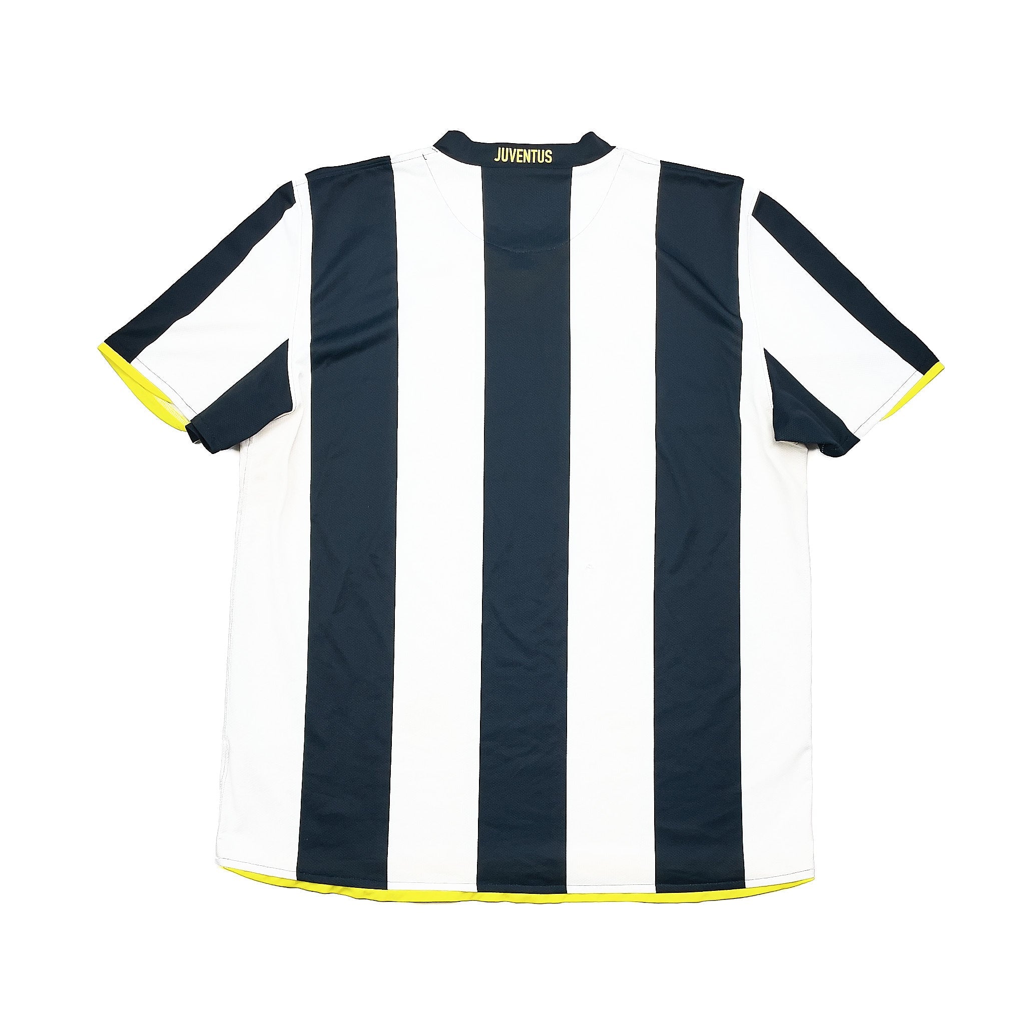 Buy 2008/09 Juventus Home Shirt (XL) Nike ~ Free worldwide shipping ~ Authentic Vintage Football Shirts from Cult Kits