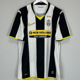 2008/09 JUVENTUS HOME SHIRT (XL) NIKE - Cult Kits - XL - Buy Vintage Football Shirts, Authentic Retro Football Shirts For Sale, Classic Football Shirts & Soccer Jersey