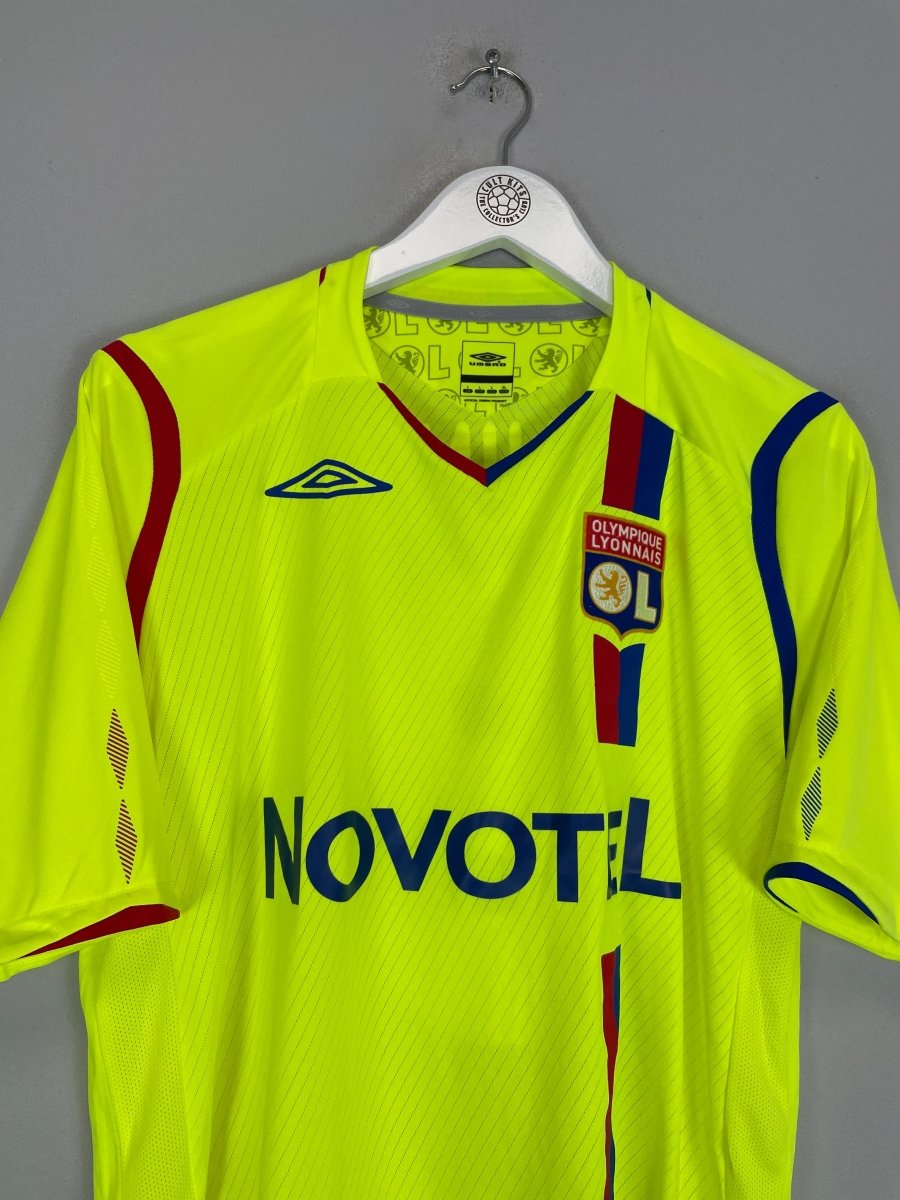 2008/09 LYON JUNINHO 8 THIRD SHIRT (L) UMBRO - Cult Kits - Large - Buy Vintage Football Shirts, Authentic Retro Football Shirts For Sale, Classic Football Shirts & Soccer Jersey