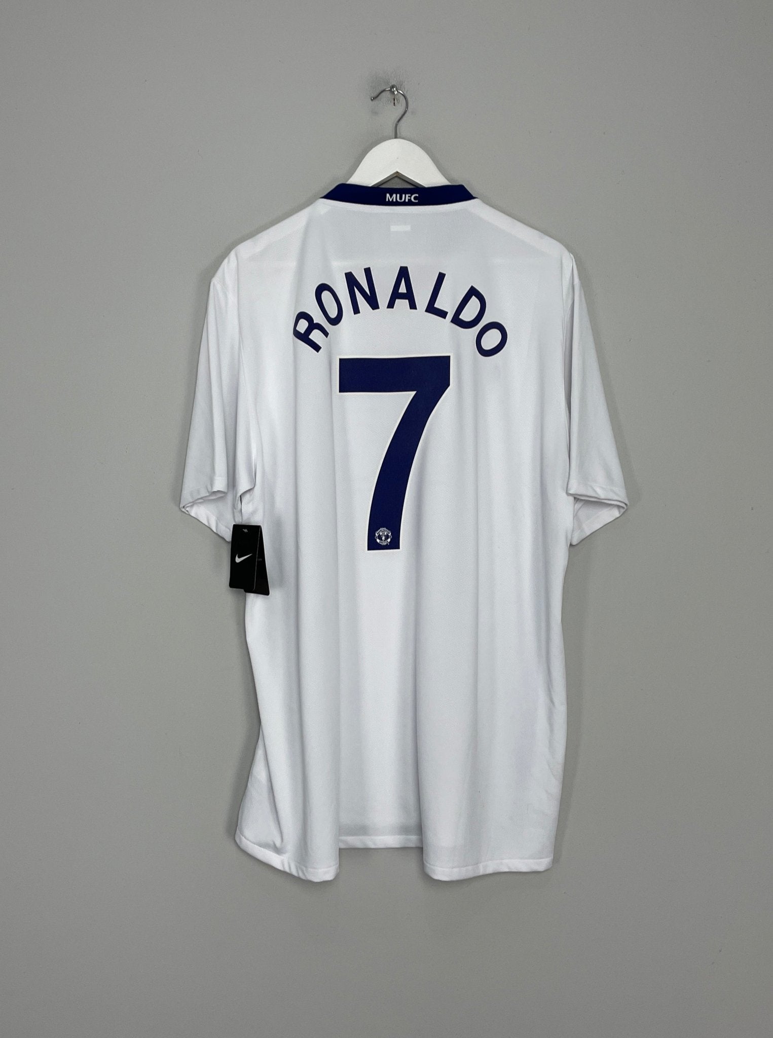 Shop 2008/09 MANCHESTER UNITED *BNWT* RONALDO #7 AWAY SHIRT (XXL) NIKE, classic football shirts, vintage football shirts & retro soccer jerseys at Cult Kits