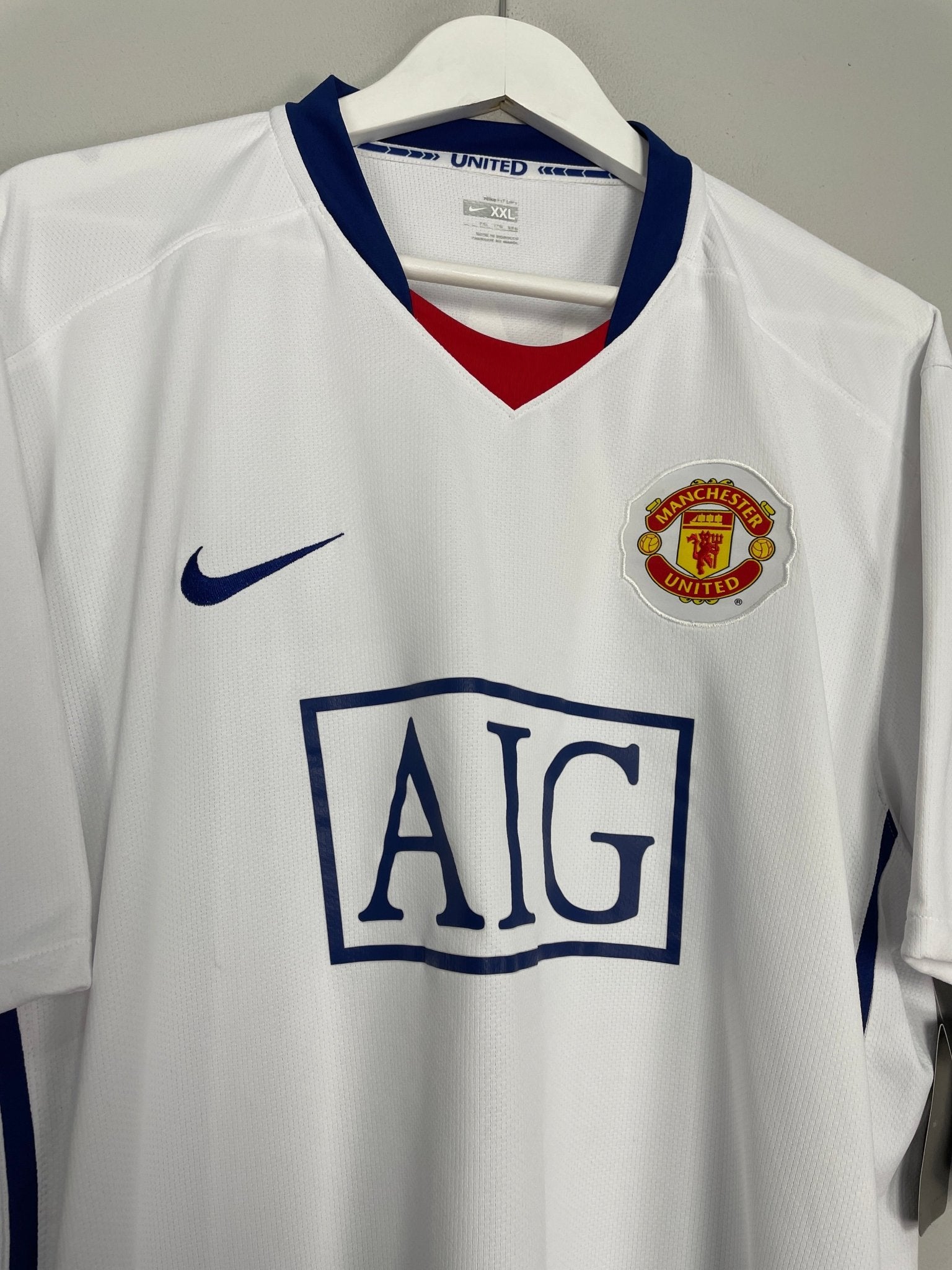 Shop 2008/09 MANCHESTER UNITED *BNWT* RONALDO #7 AWAY SHIRT (XXL) NIKE, classic football shirts, vintage football shirts & retro soccer jerseys at Cult Kits