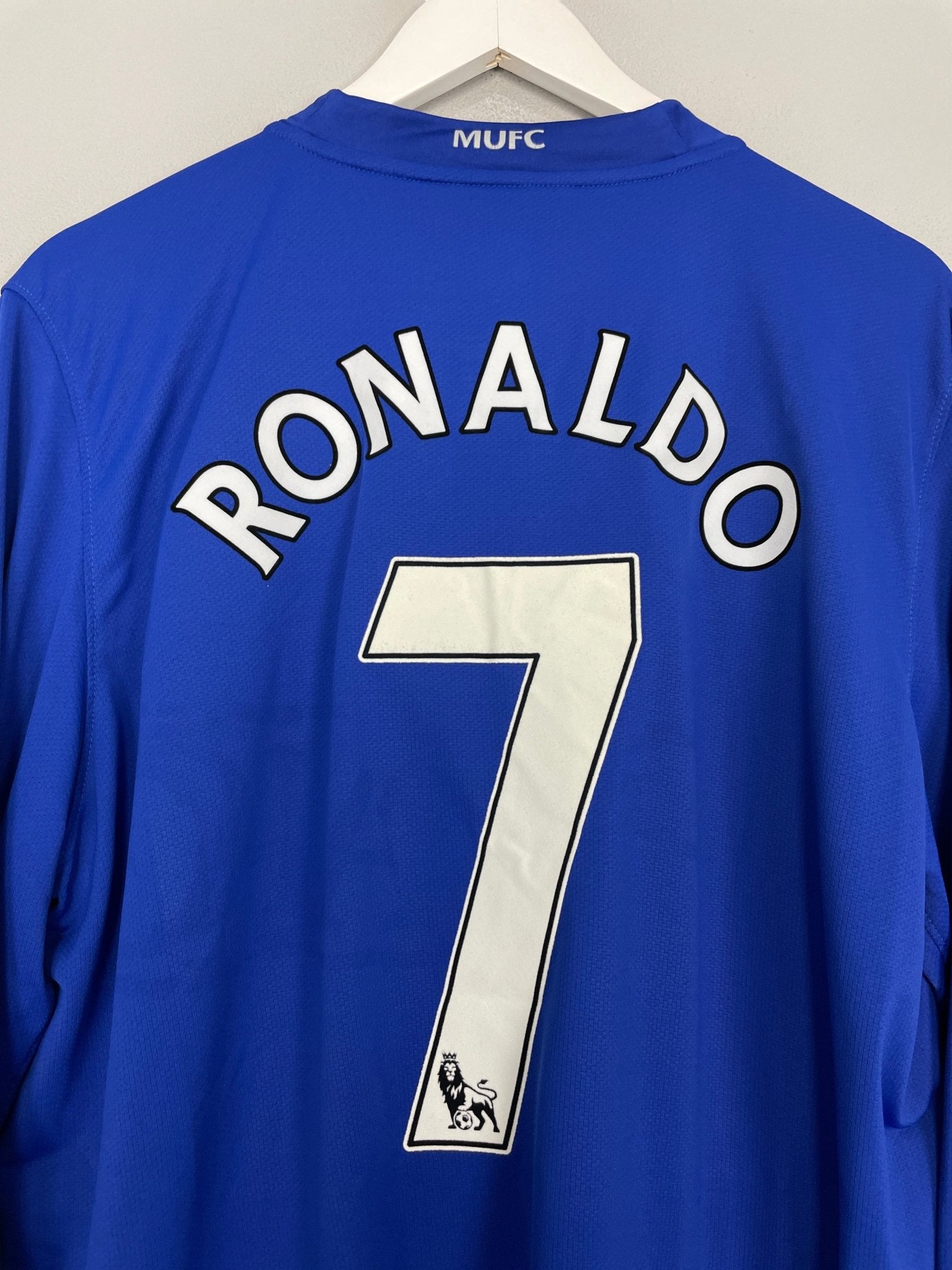 Shop 2008/09 MANCHESTER UNITED RONALDO #7 L/S THIRD SHIRT (XL) NIKE, classic football shirts, vintage football shirts & retro soccer jerseys at Cult Kits