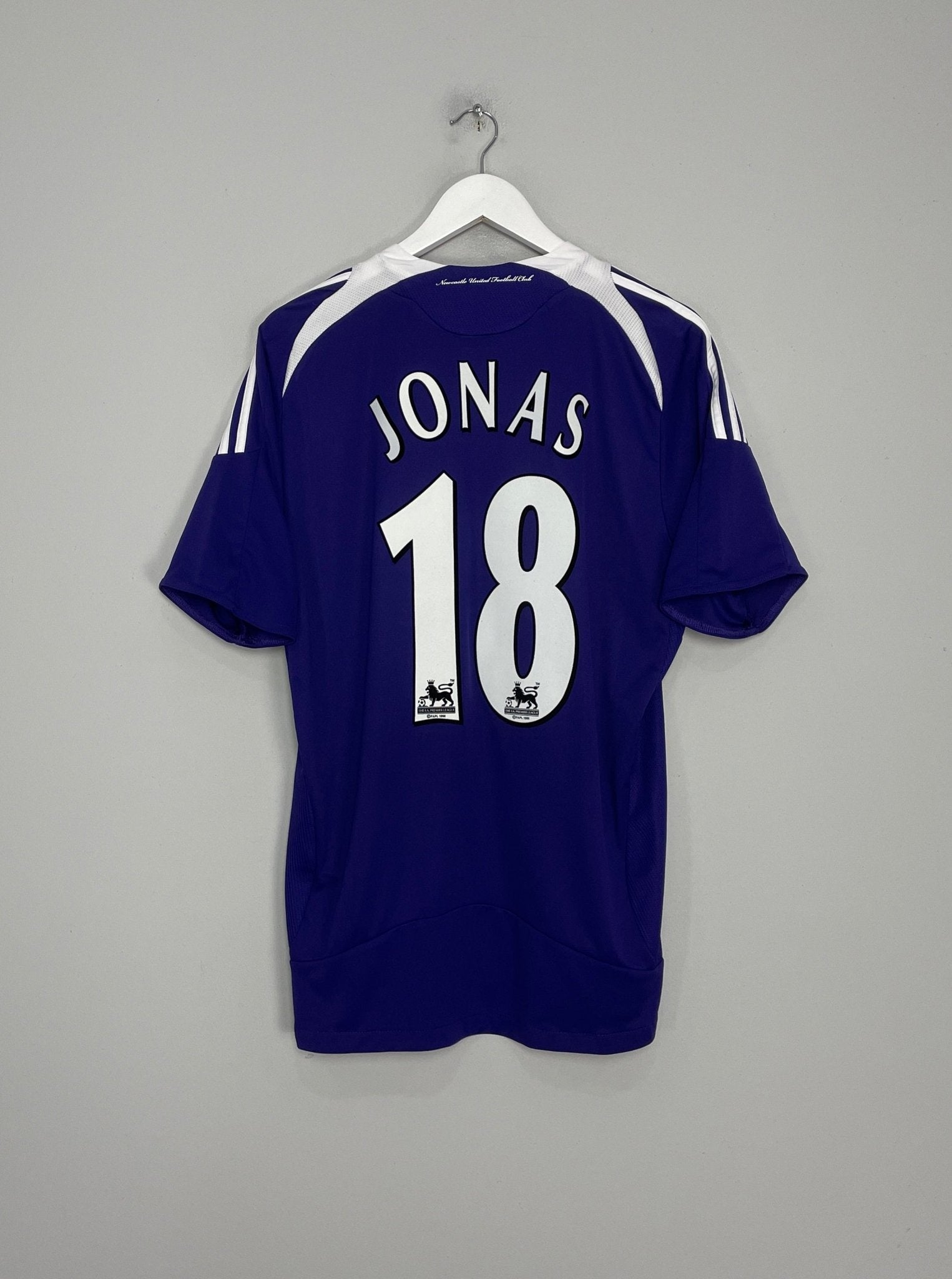 Shop 2008/09 NEWCASTLE UNITED JONAS #18 AWAY SHIRT (M) ADIDAS, classic football shirts, vintage football shirts & retro soccer jerseys at Cult Kits