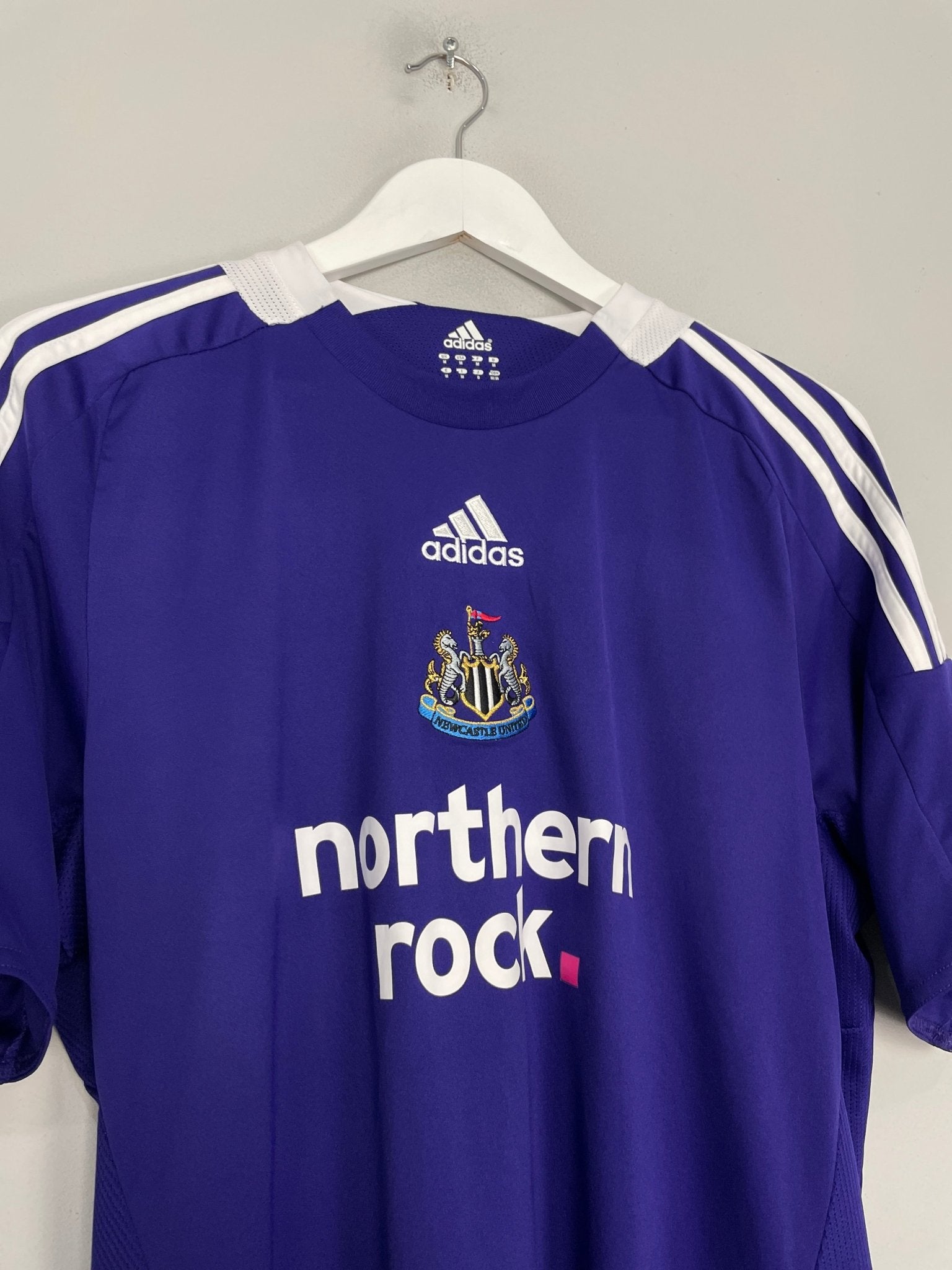 Shop 2008/09 NEWCASTLE UNITED JONAS #18 AWAY SHIRT (M) ADIDAS, classic football shirts, vintage football shirts & retro soccer jerseys at Cult Kits