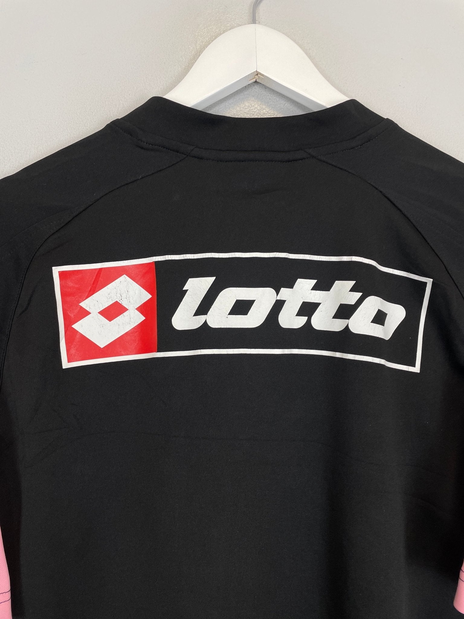 Shop 2008/09 PALERMO TRAINING SHIRT (XL) LOTTO, classic football shirts, vintage football shirts & retro soccer jerseys at Cult Kits
