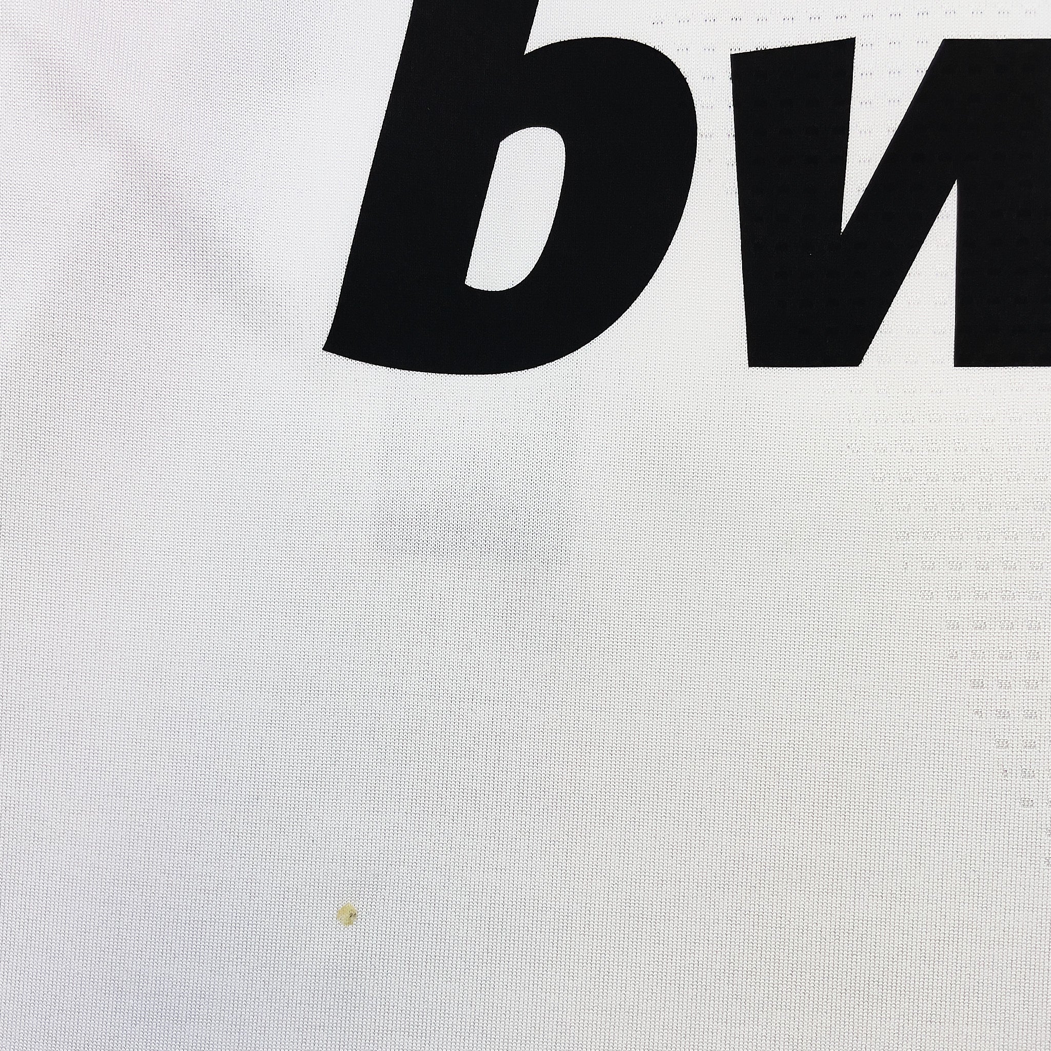 Buy 2008/09 Real Madrid Guti Haz 14 *BNWT with defects* C/L Home Shirt (XL) Adidas ~ Free worldwide shipping ~ Authentic Vintage Football Shirts from Cult Kits