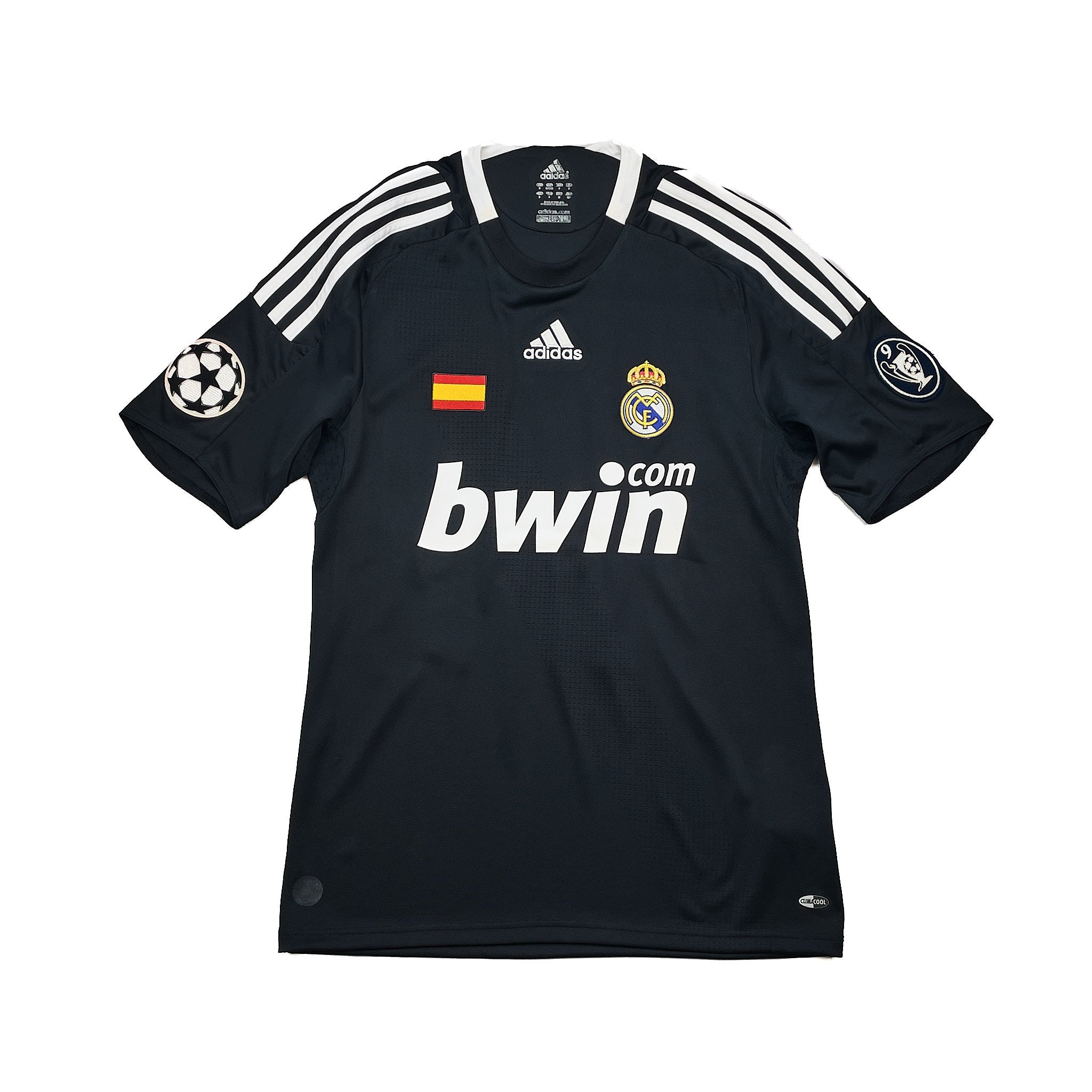 Buy 2008/09 Real Madrid Guti Haz 14 C/L Third Shirt (S) Adidas ~ Free worldwide shipping ~ Authentic Vintage Football Shirts from Cult Kits