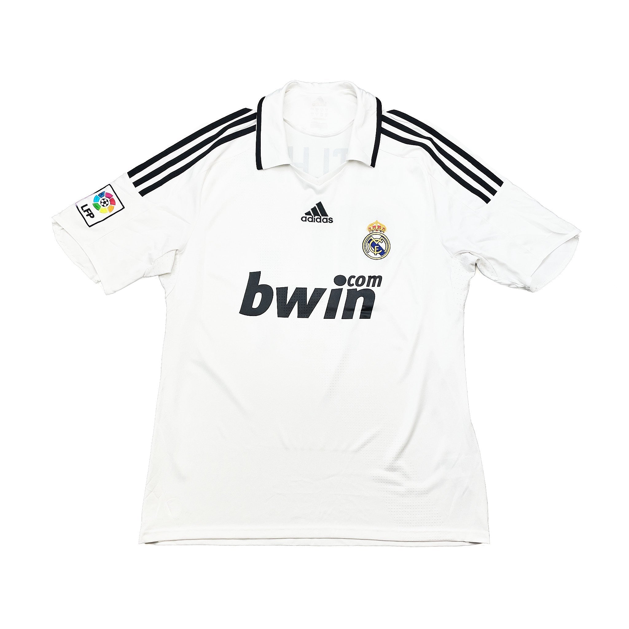Buy 2008/09 Real Madrid Guti Haz 14 Home Shirt (L) Adidas ~ Free worldwide shipping ~ Authentic Vintage Football Shirts from Cult Kits