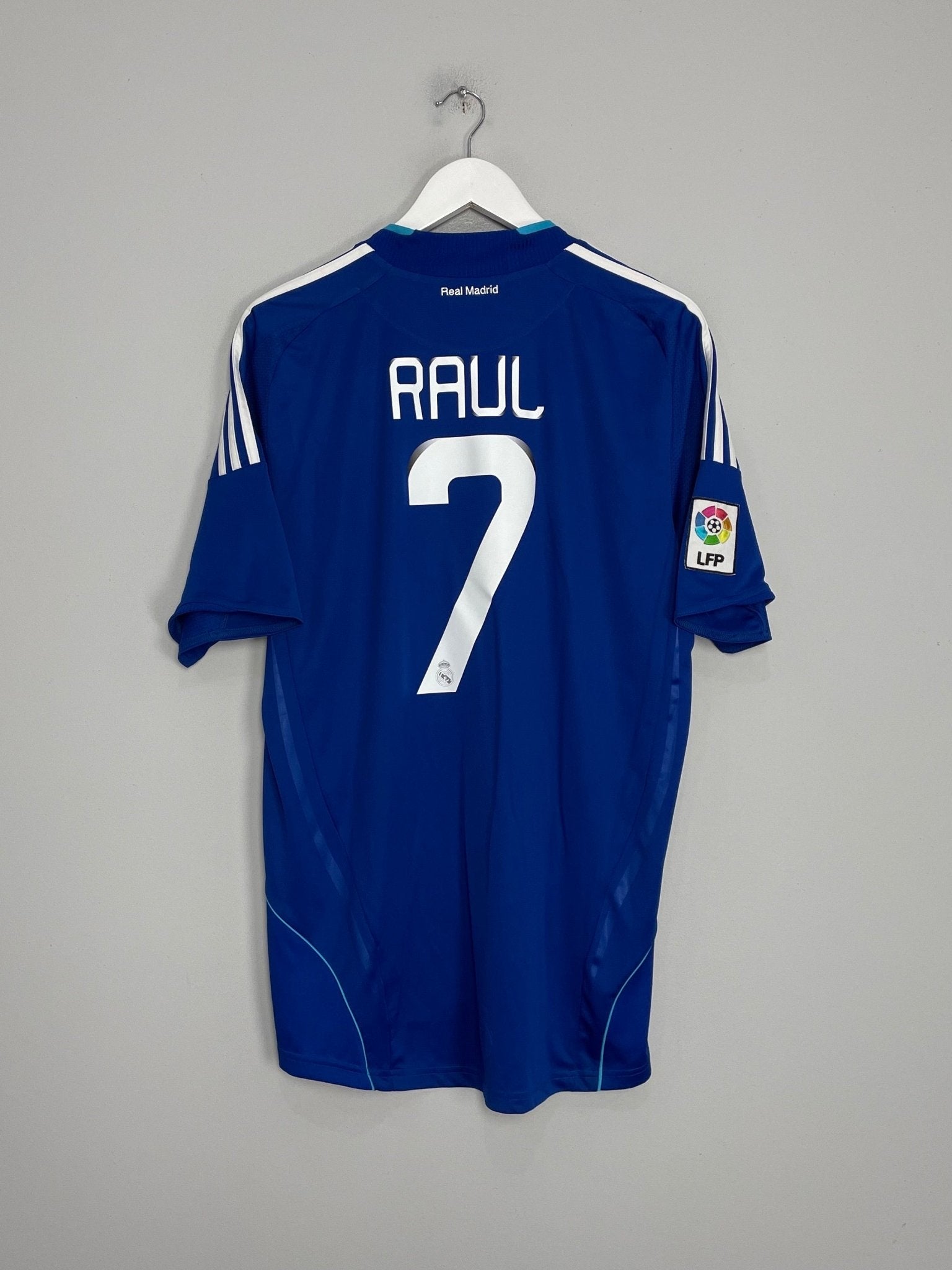 Shop 2008/09 REAL MADRID RAUL #7 AWAY SHIRT (L) ADIDAS, classic football shirts, vintage football shirts & retro soccer jerseys at Cult Kits
