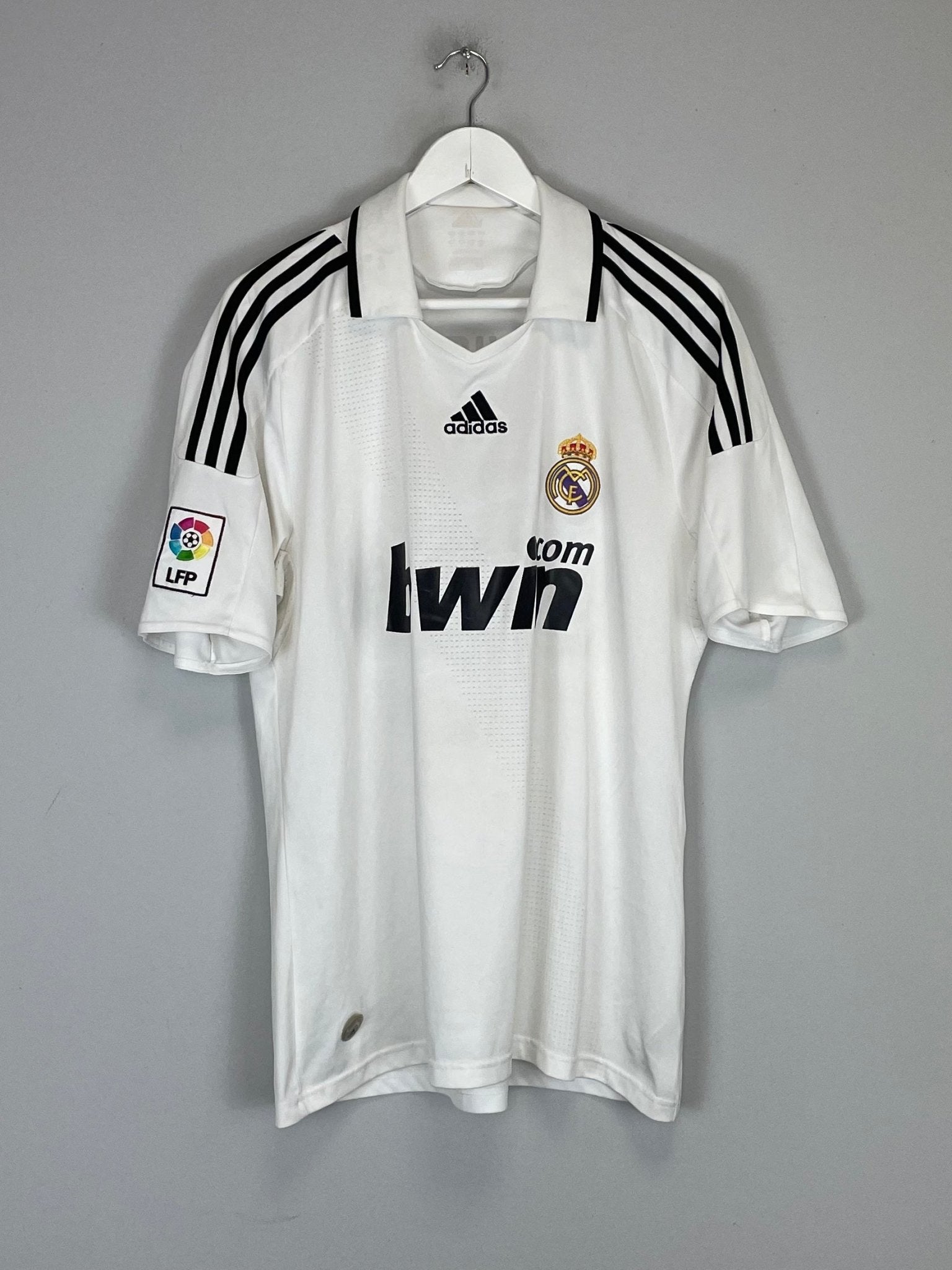 Shop 2008/09 REAL MADRID SAVIOLA #9 HOME SHIRT (L) ADIDAS, classic football shirts, vintage football shirts & retro soccer jerseys at Cult Kits