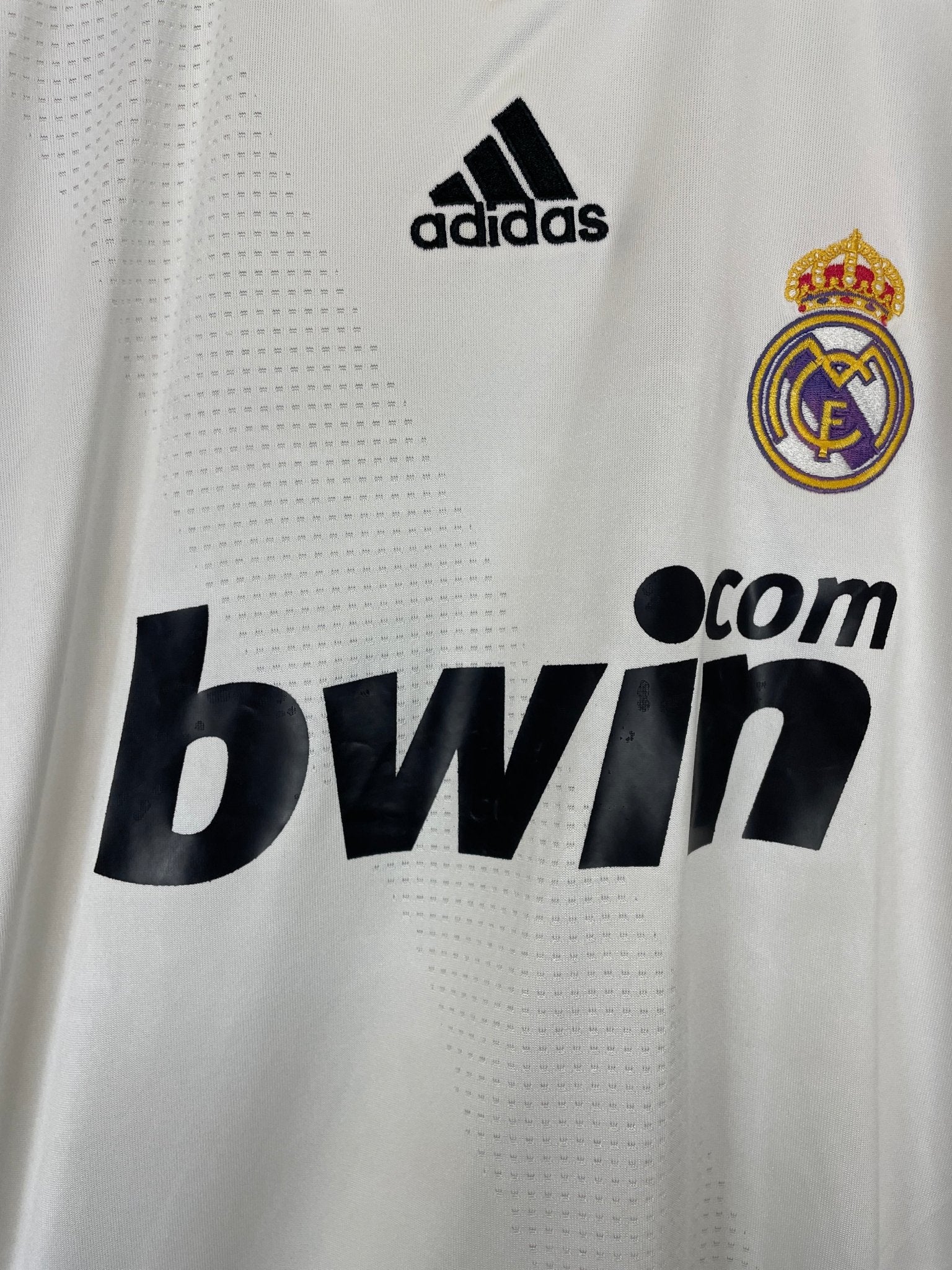 Shop 2008/09 REAL MADRID SAVIOLA #9 HOME SHIRT (L) ADIDAS, classic football shirts, vintage football shirts & retro soccer jerseys at Cult Kits