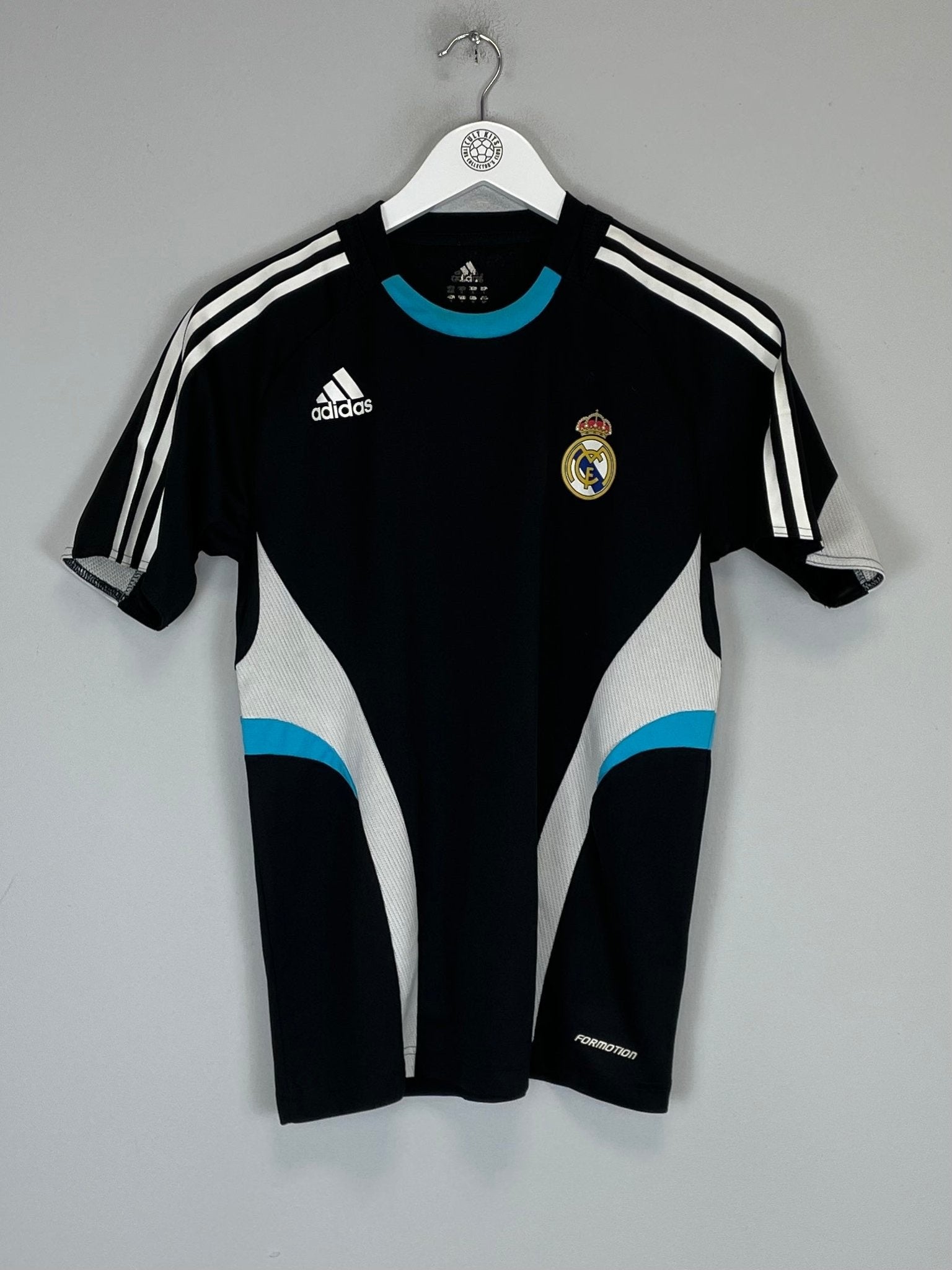 Shop 2008/09 REAL MADRID TRAINING SHIRT (S) ADIDAS, classic football shirts, vintage football shirts & retro soccer jerseys at Cult Kits